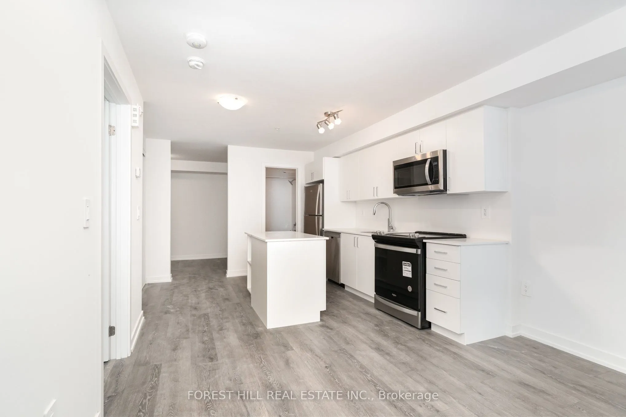 1650 Victoria Park Avenue, #A102