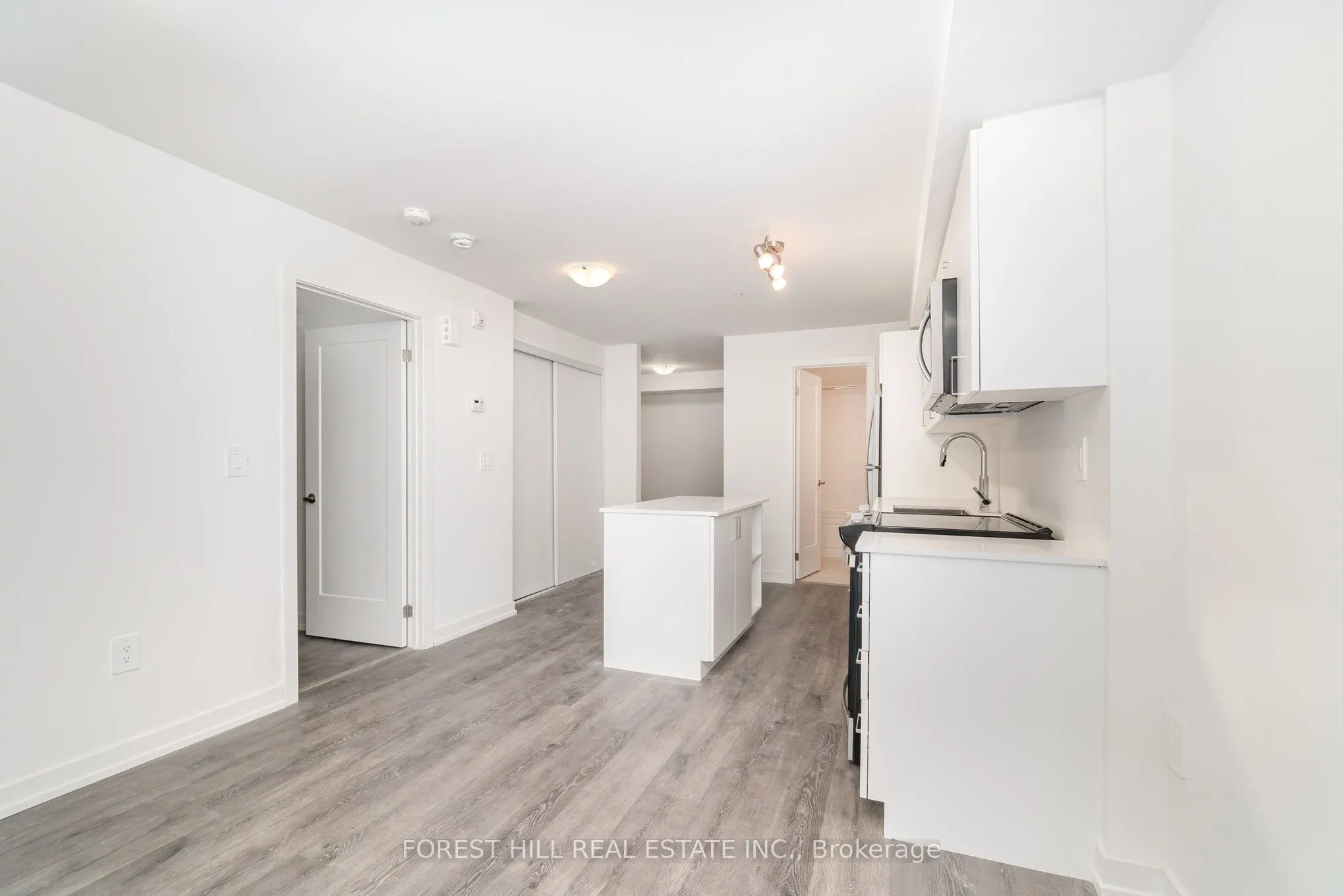 1650 Victoria Park Avenue, #A102