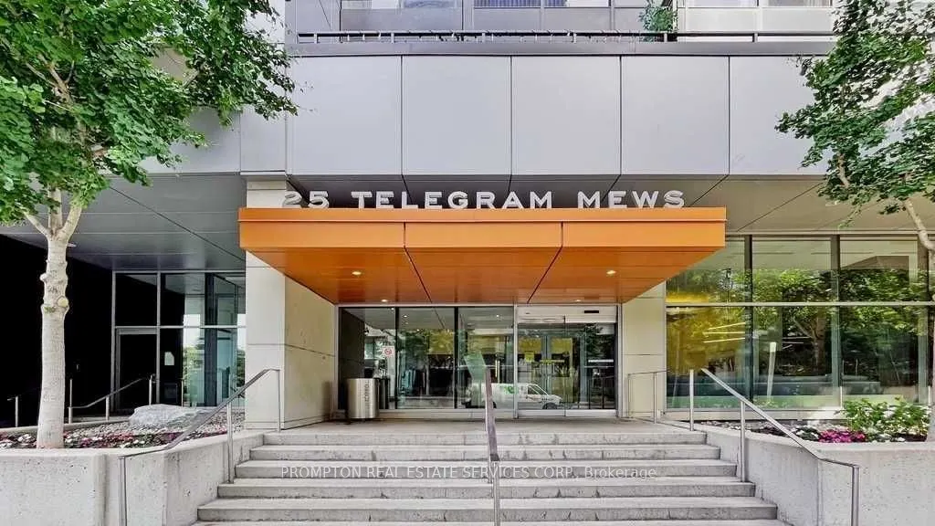 25 Telegram Mews, #2715