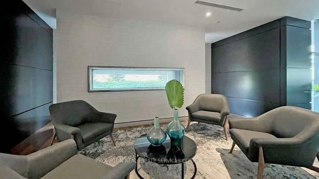 25 Telegram Mews, #2715