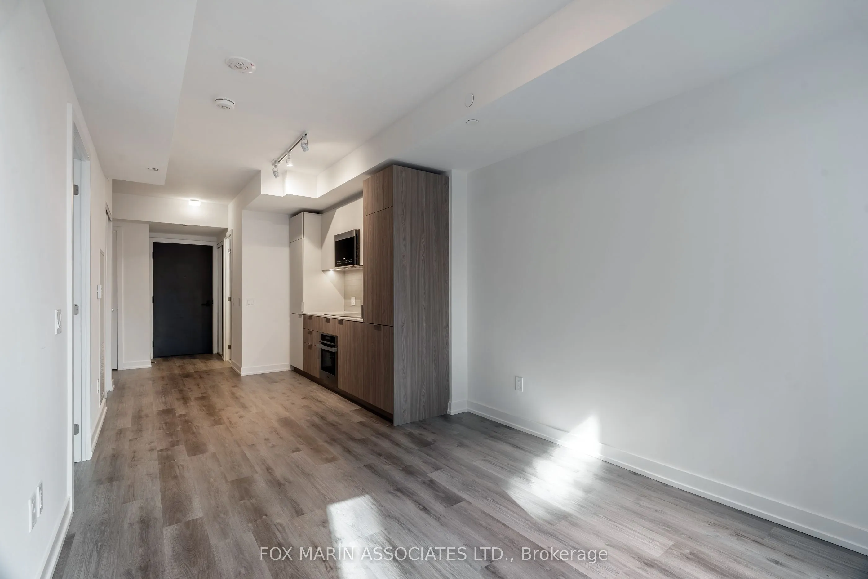 28 Eastern Avenue, #437