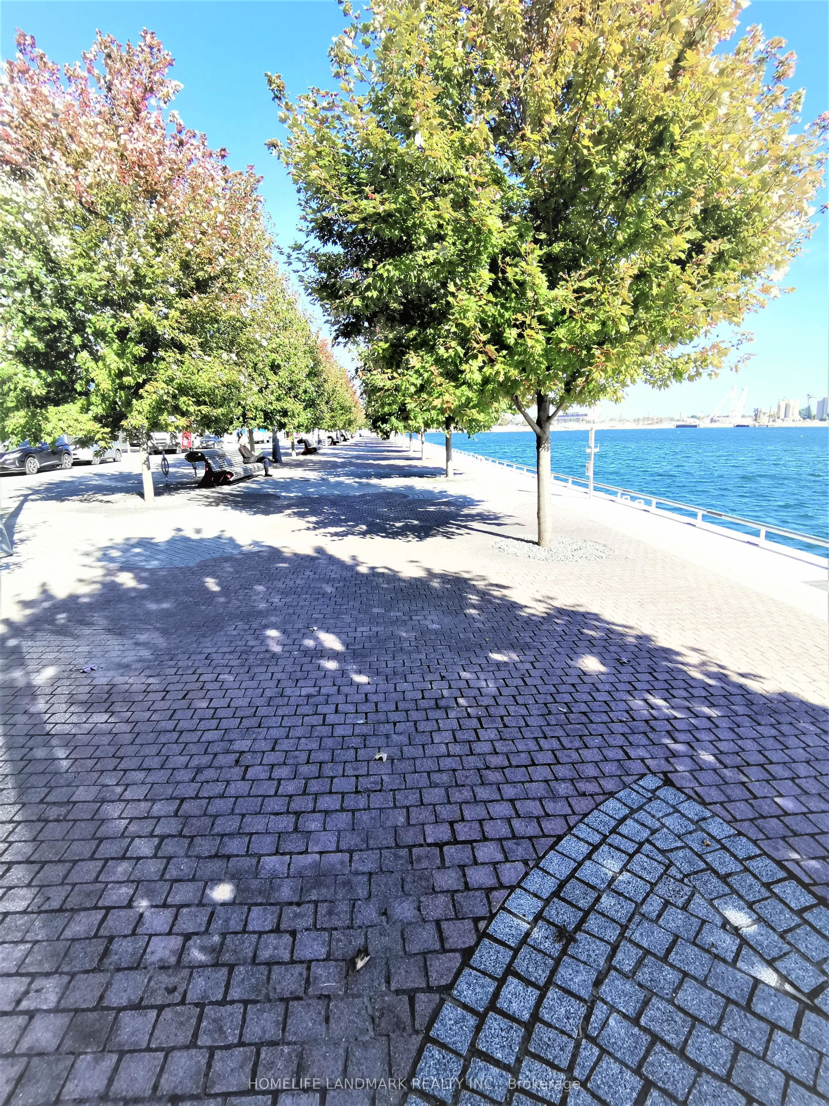 15 Merchants' Wharf Street, #1038