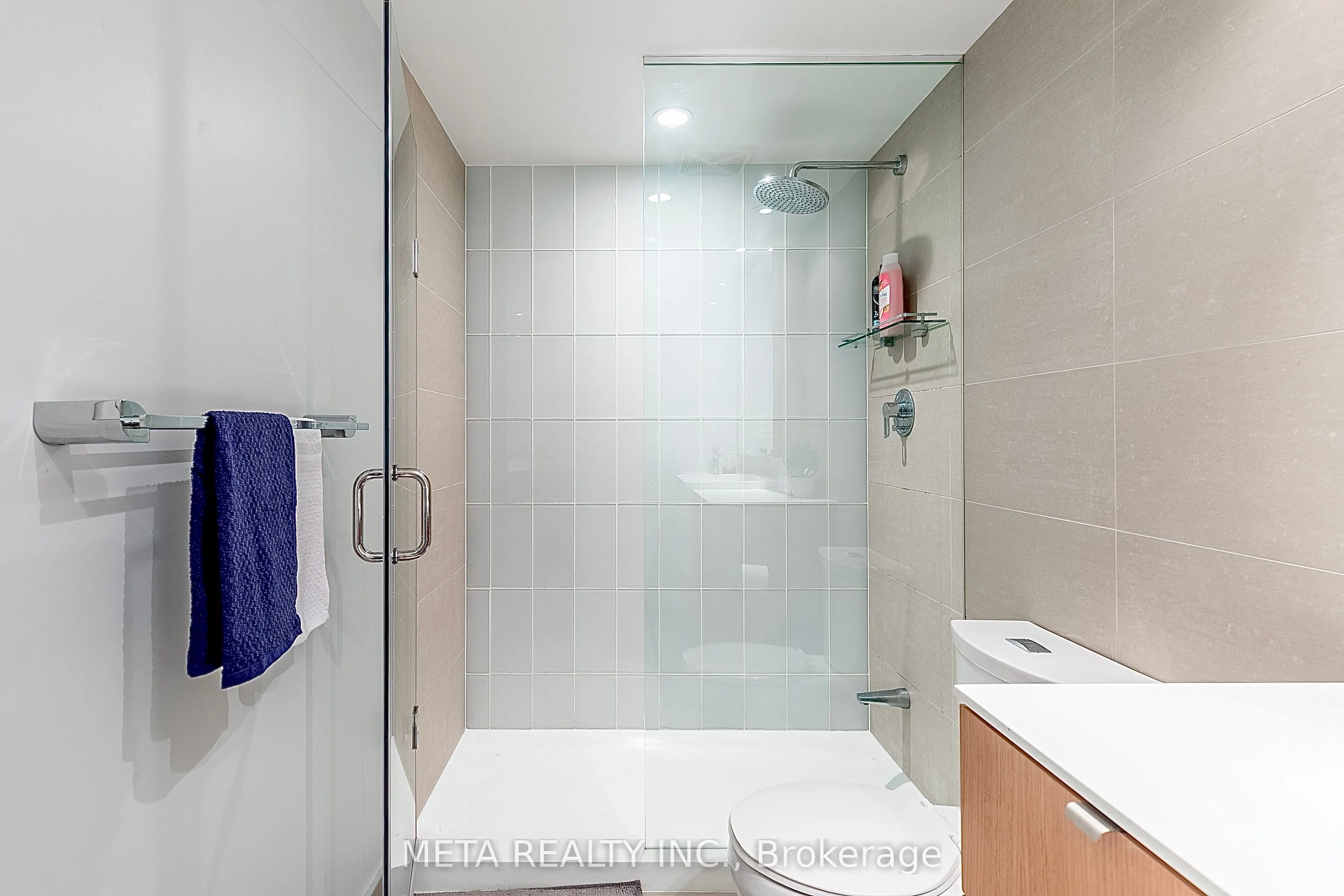 151 Dan Leckie Way, #902