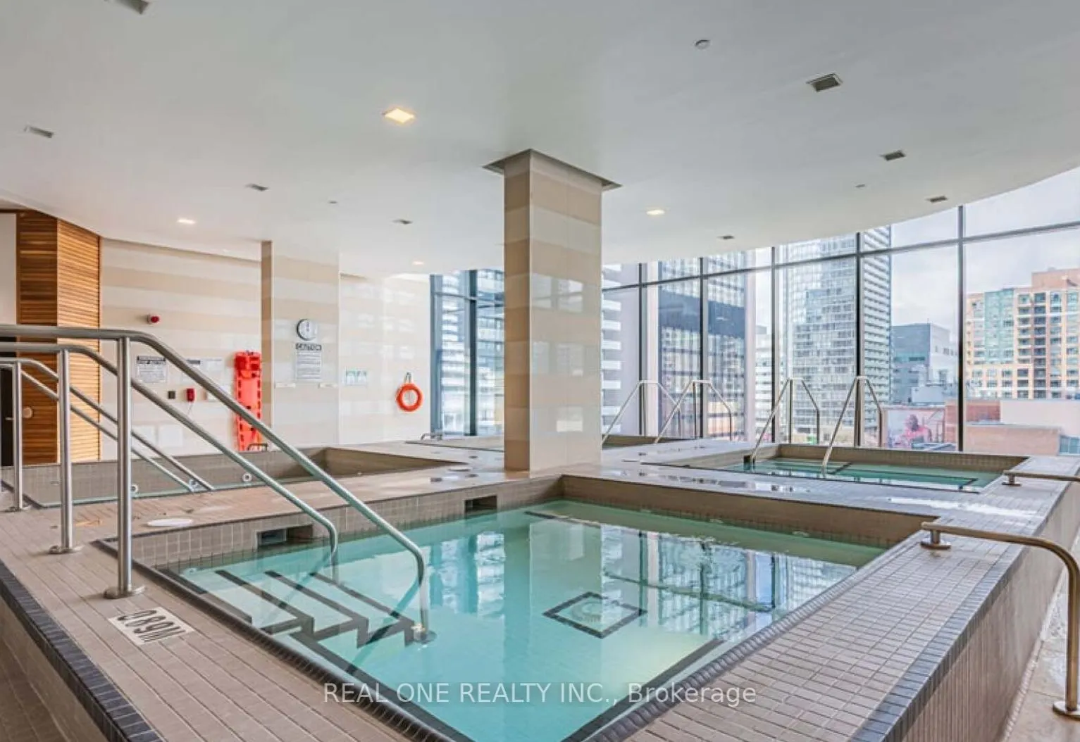 501 Yonge Street, #2809