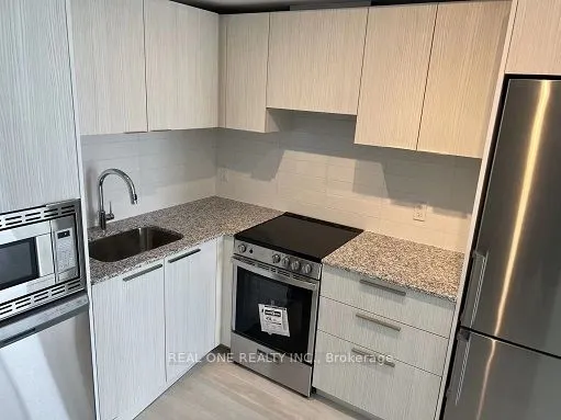 501 Yonge Street, #2809