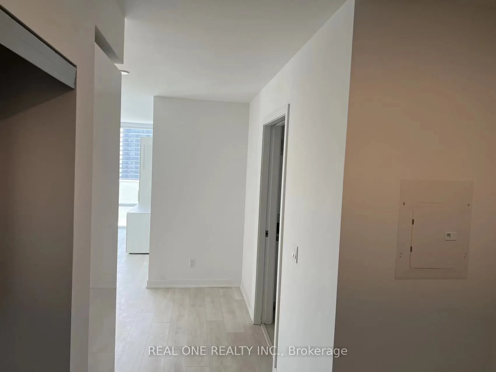 501 Yonge Street, #2809