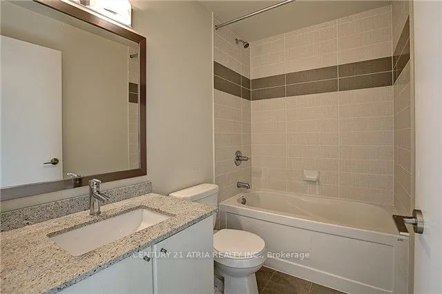 33 Bay Street, #3712