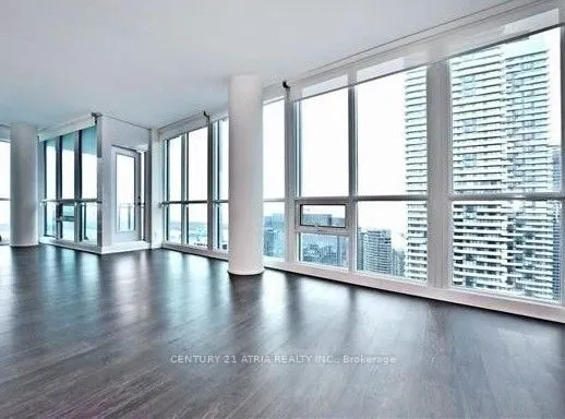33 Bay Street, #3712