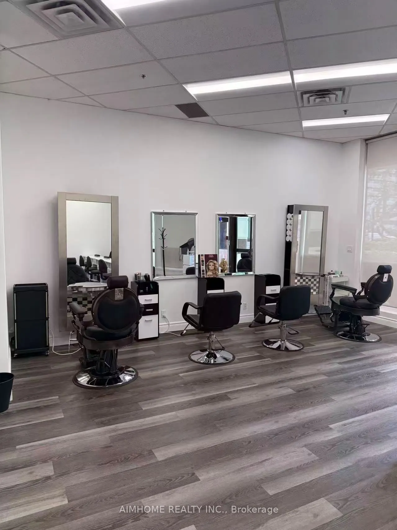 6A Yonge Street