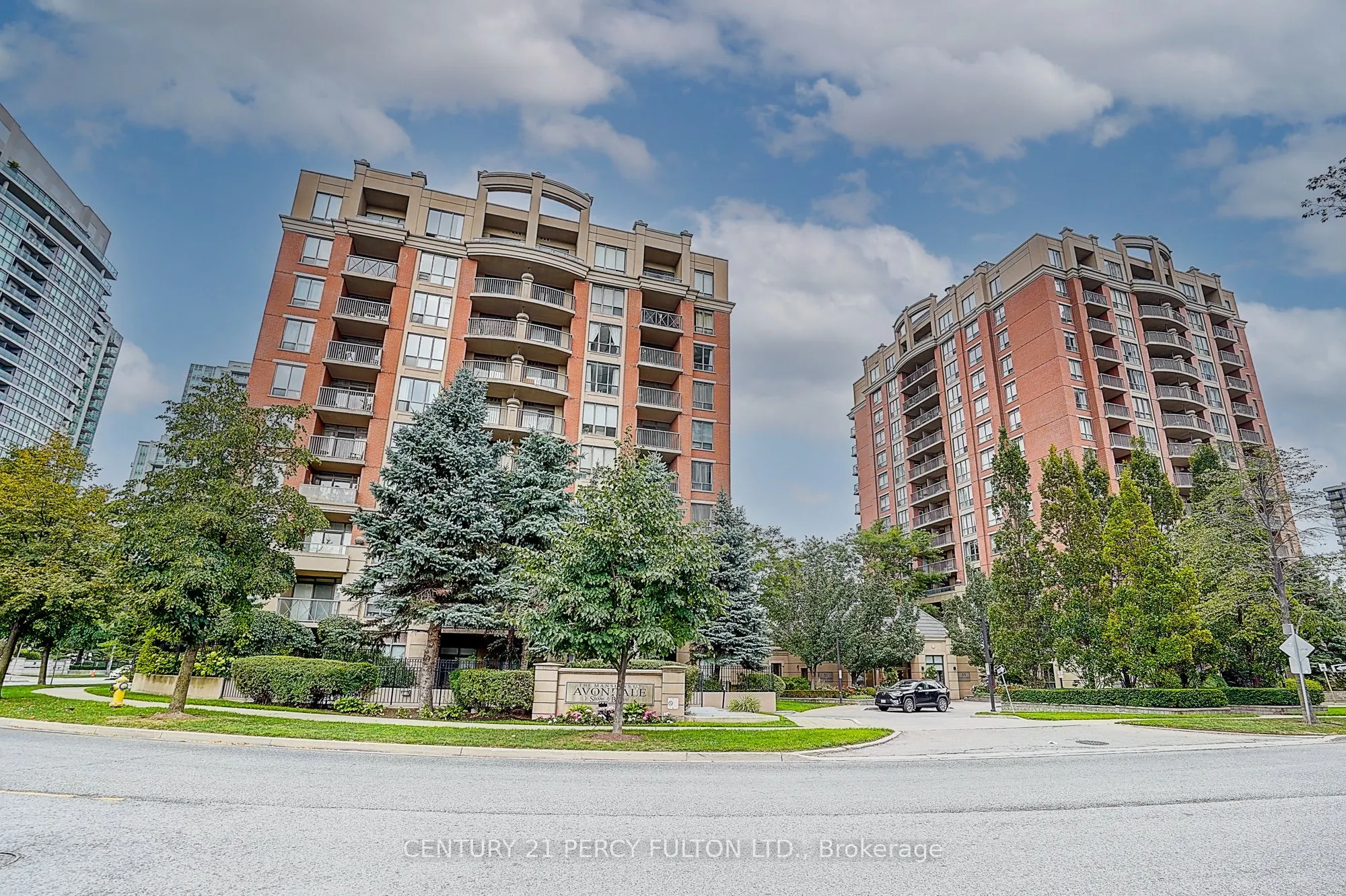 51 Harrison Garden Boulevard, #503