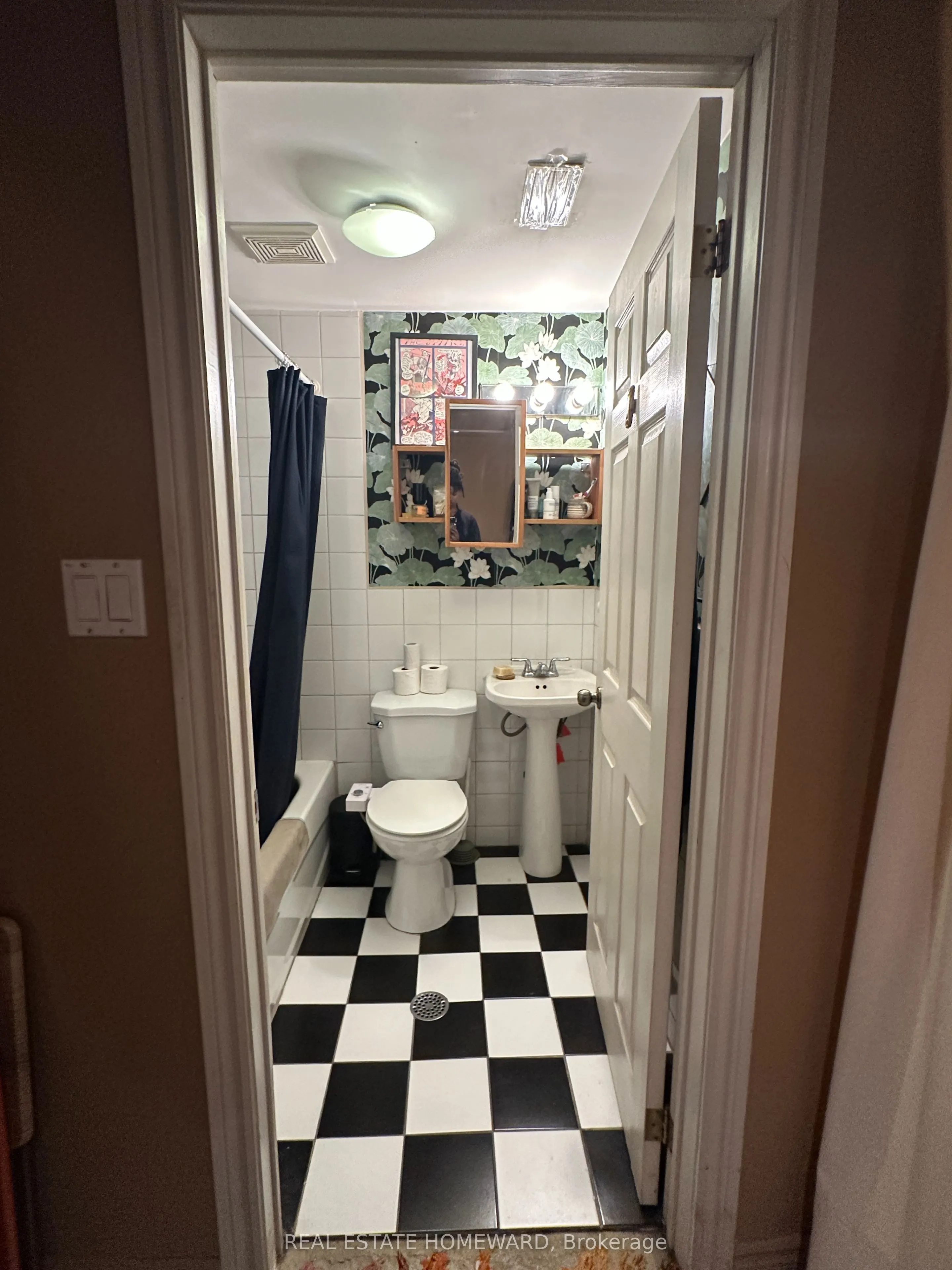 393 Christie Street, #2