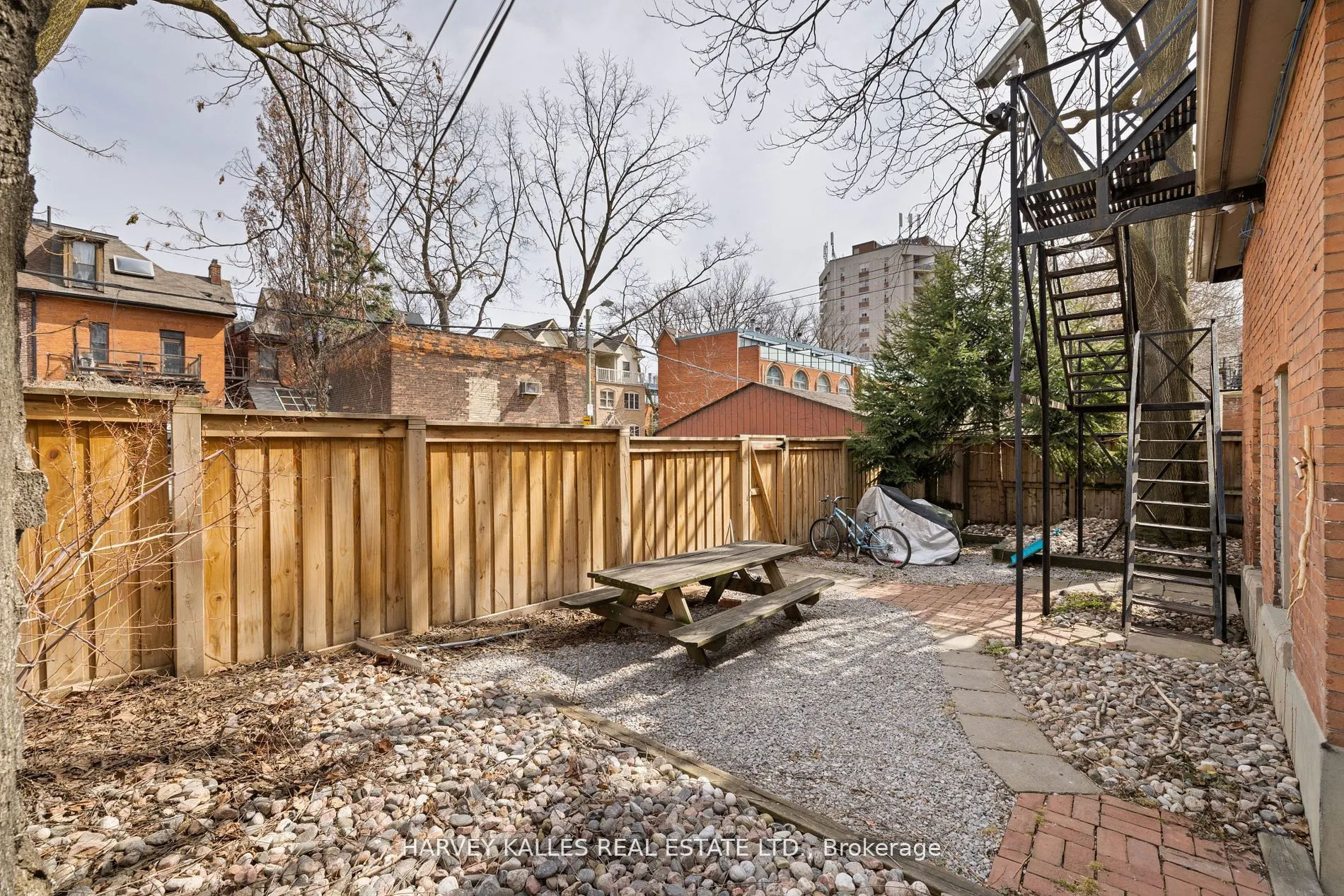 107 Pembroke Street