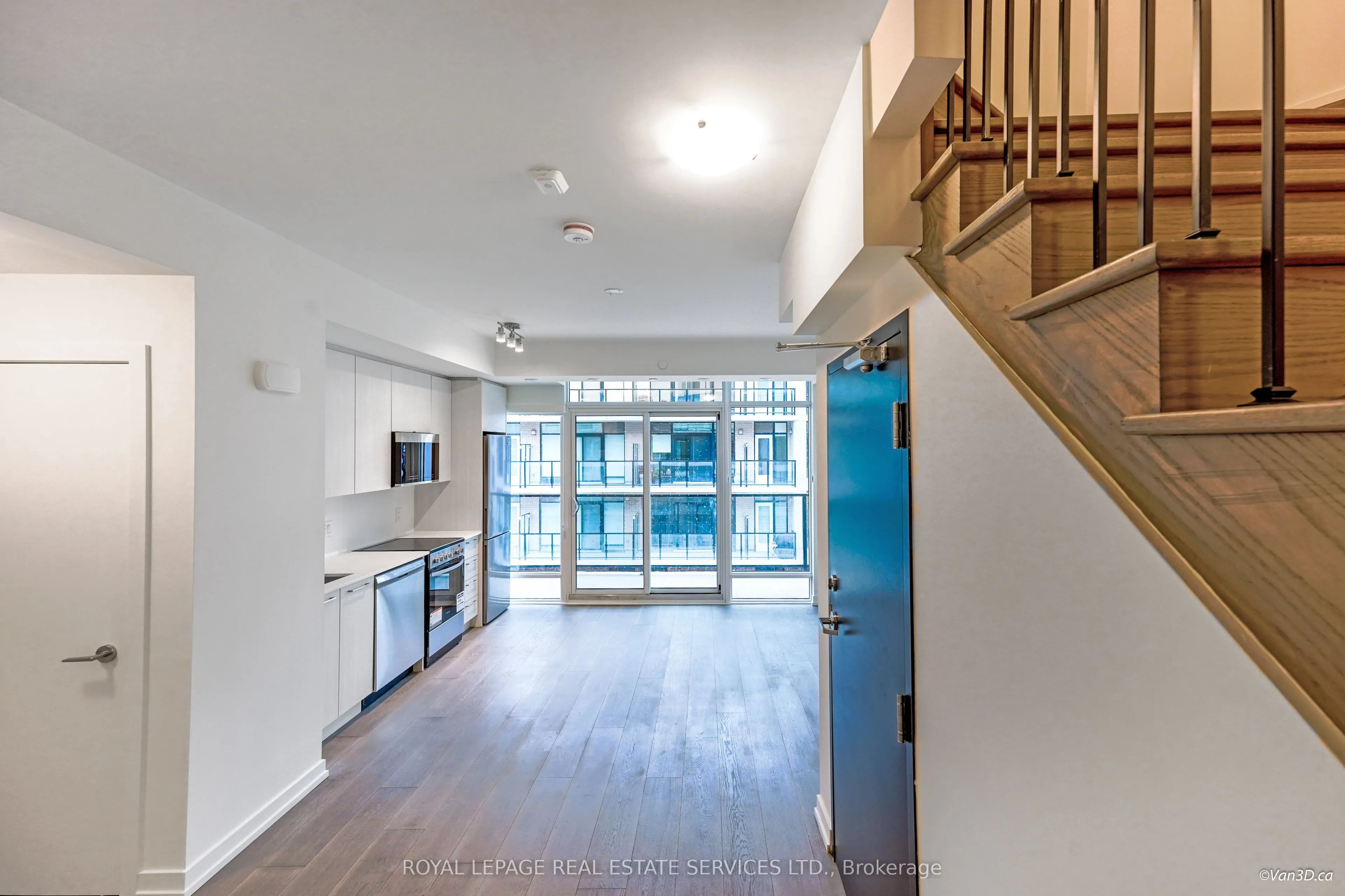 861 Sheppard Avenue W, #6