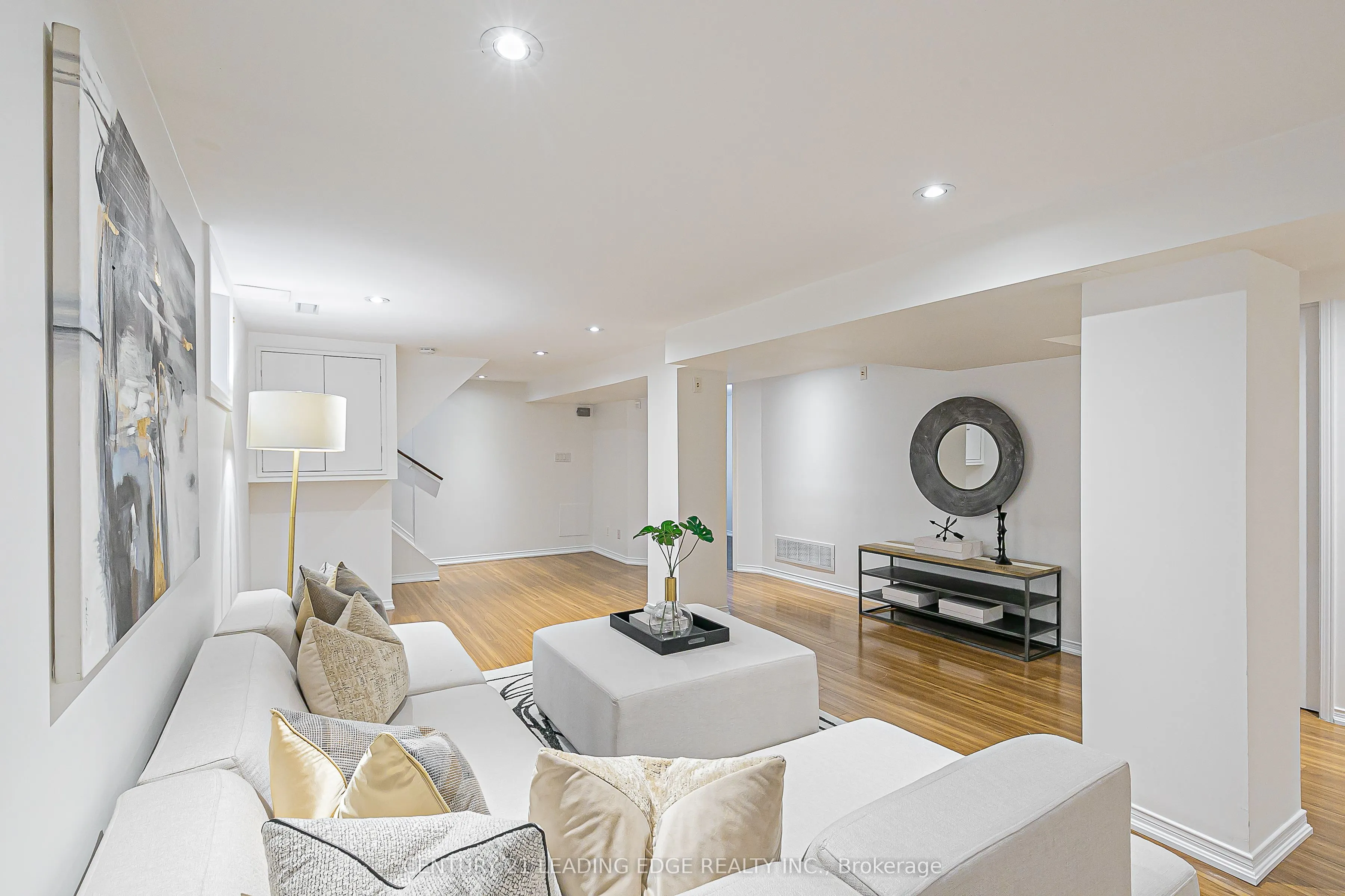 43 BARCLAY Road