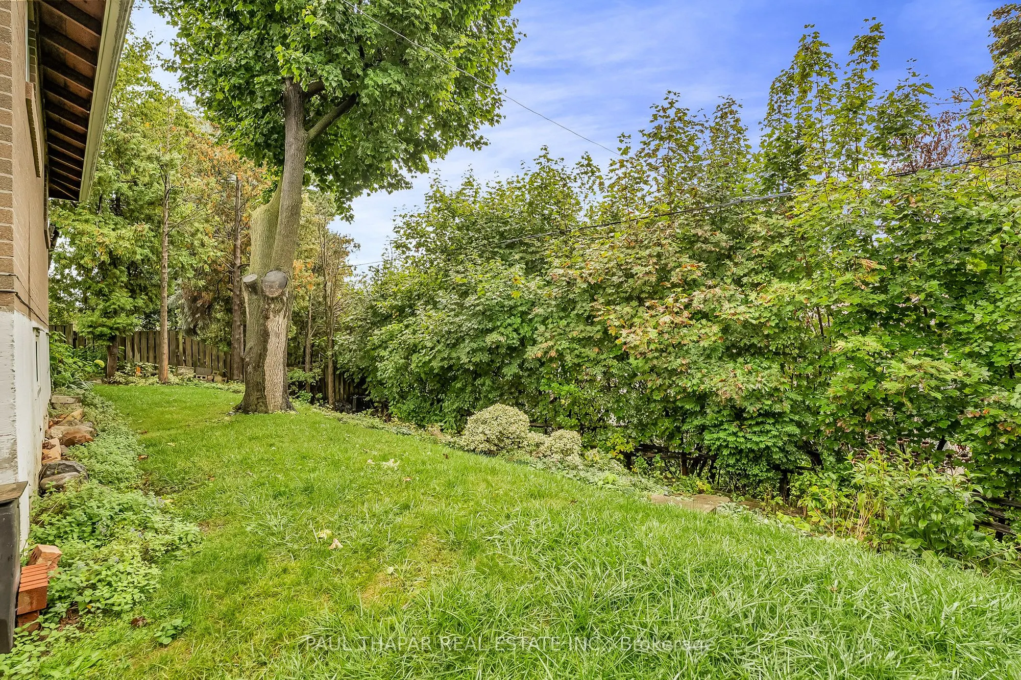 51 Kingland Crescent