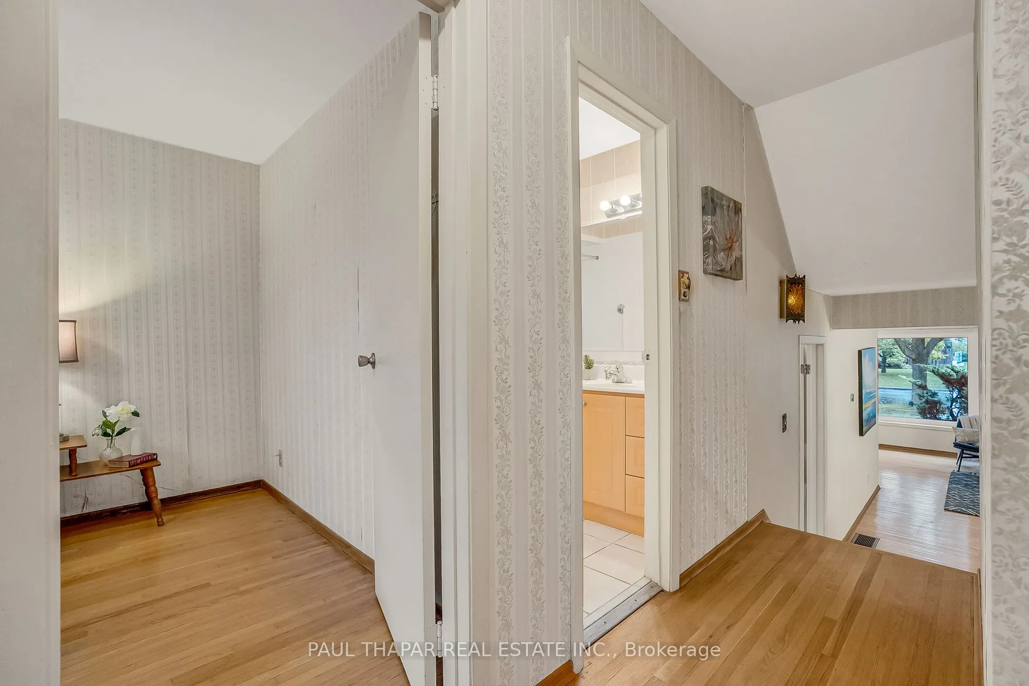 51 Kingland Crescent