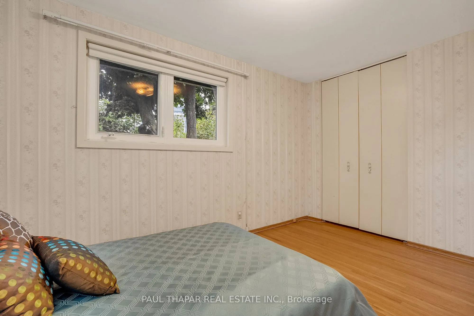 51 Kingland Crescent