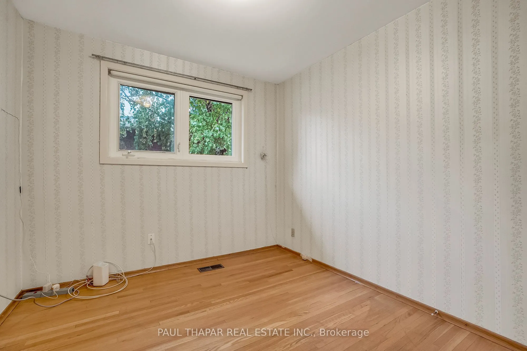 51 Kingland Crescent