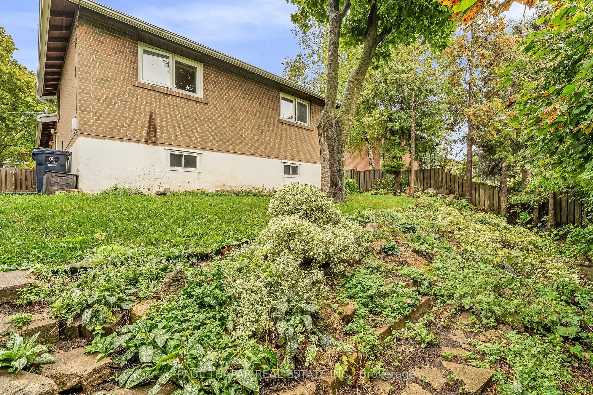 51 Kingland Crescent
