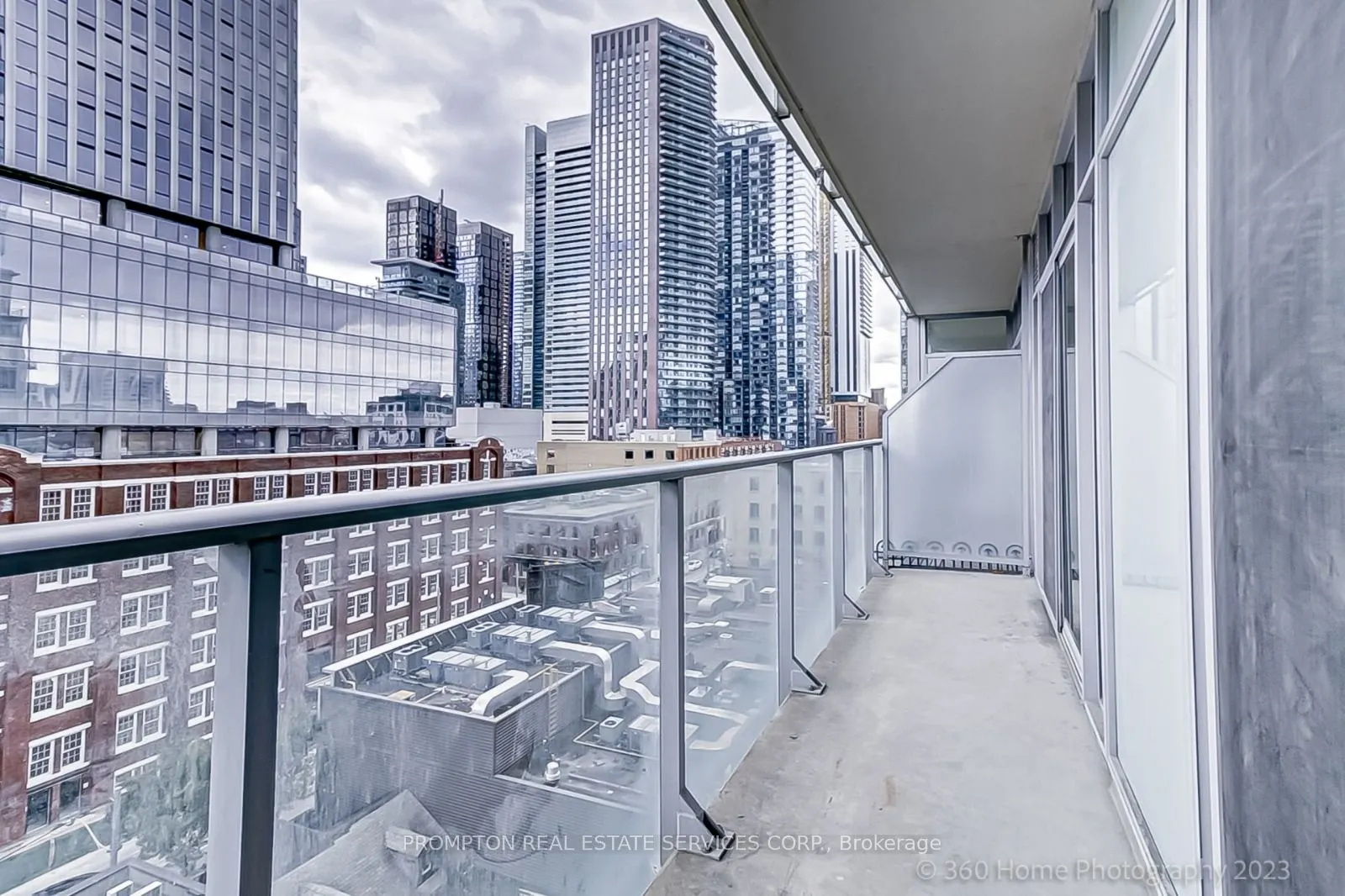 21 Nelson Street, #923