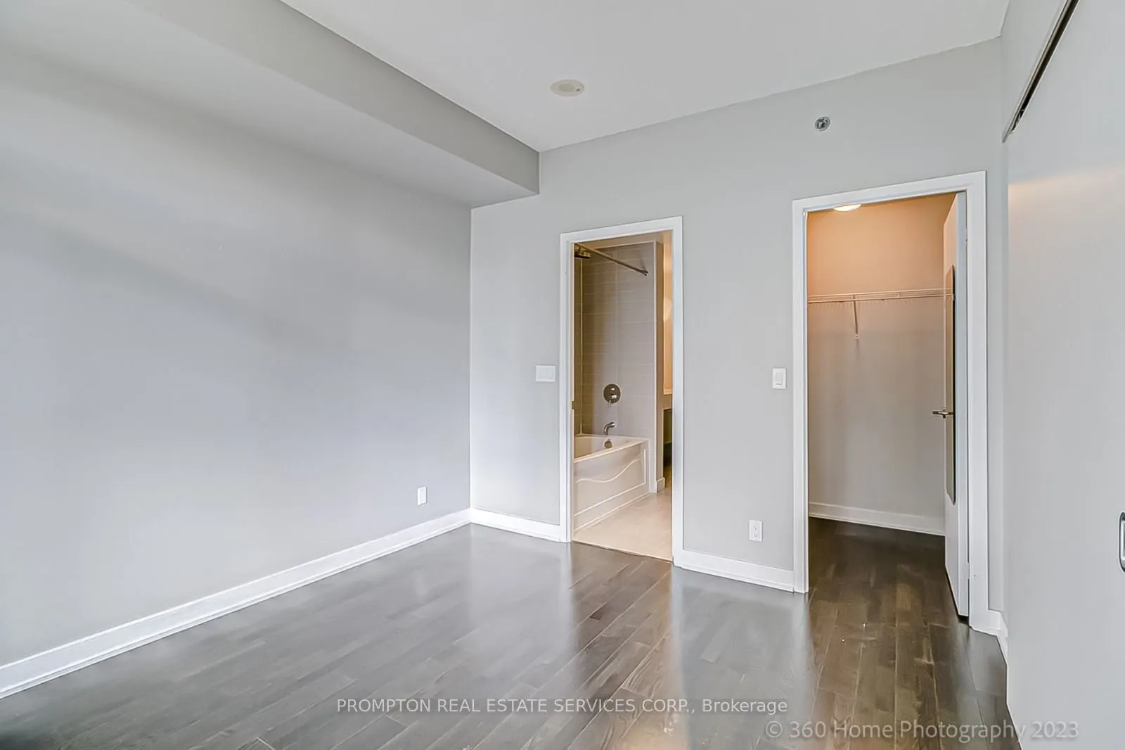21 Nelson Street, #923