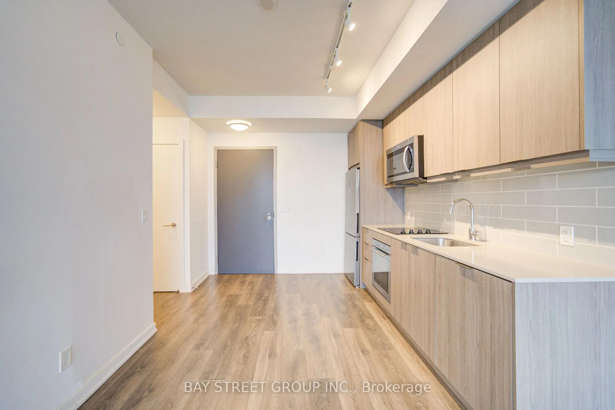 38 Forest Manor Road, #1009
