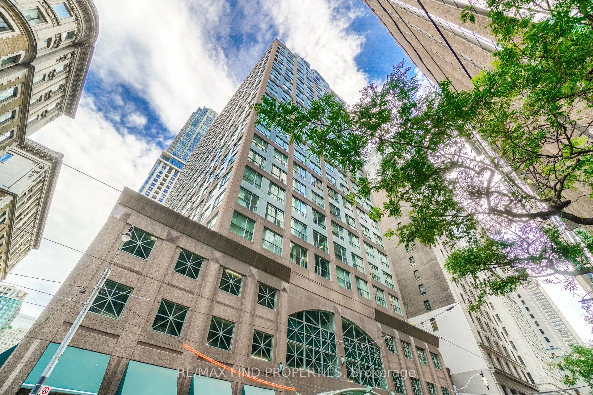 7 King Street E, #1415