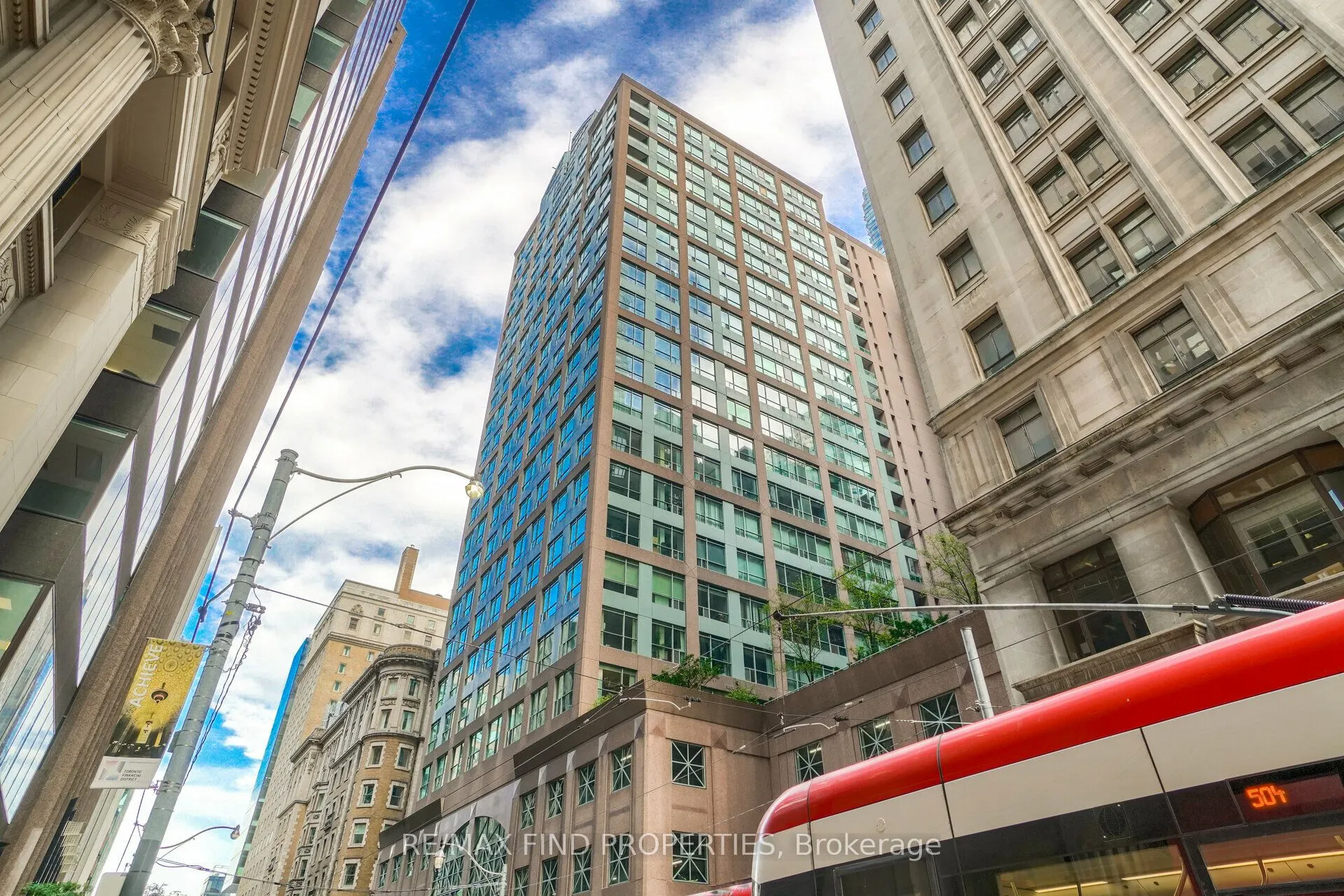 7 King Street E, #1415