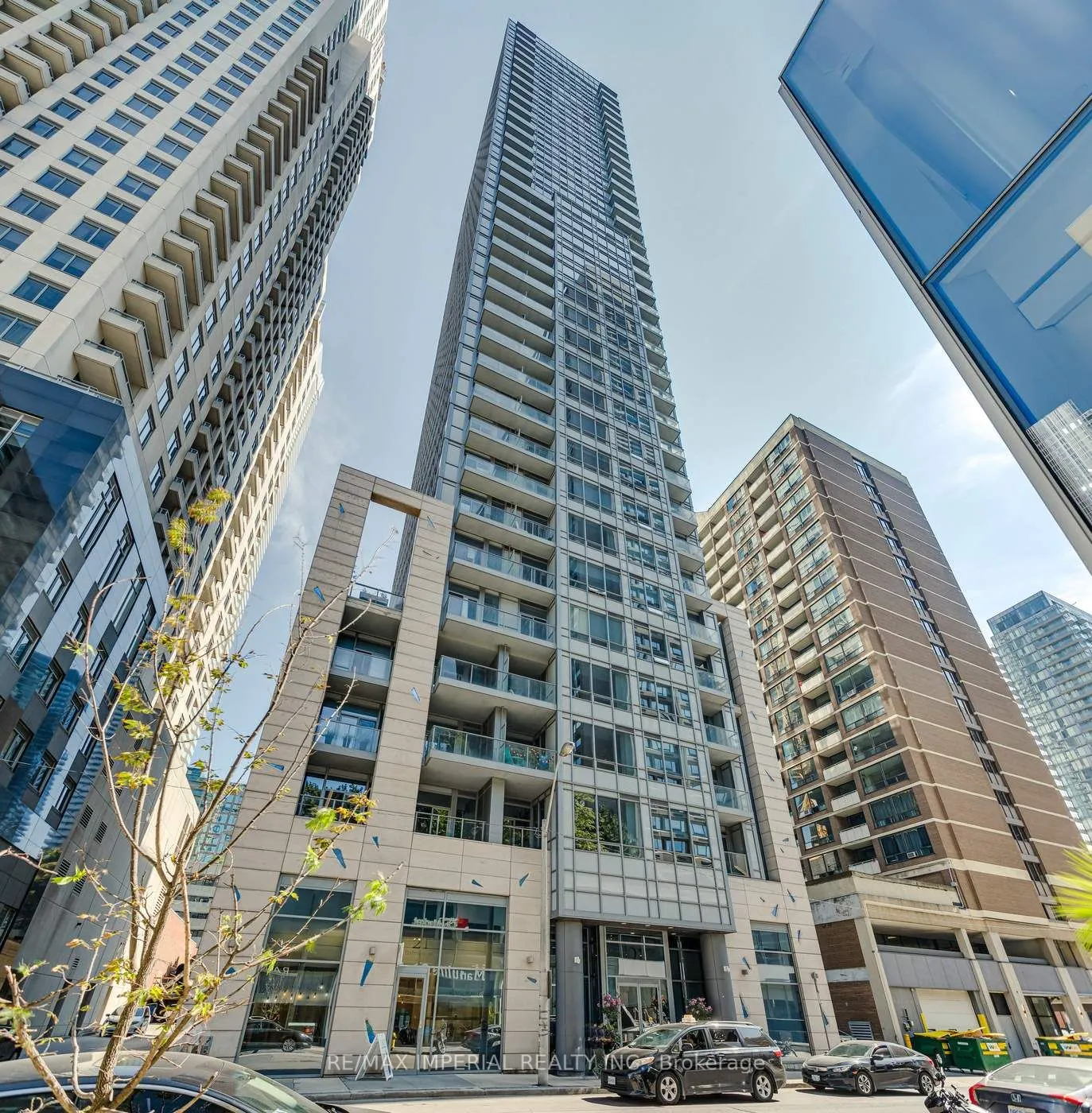 21 Balmuto Street, #1101