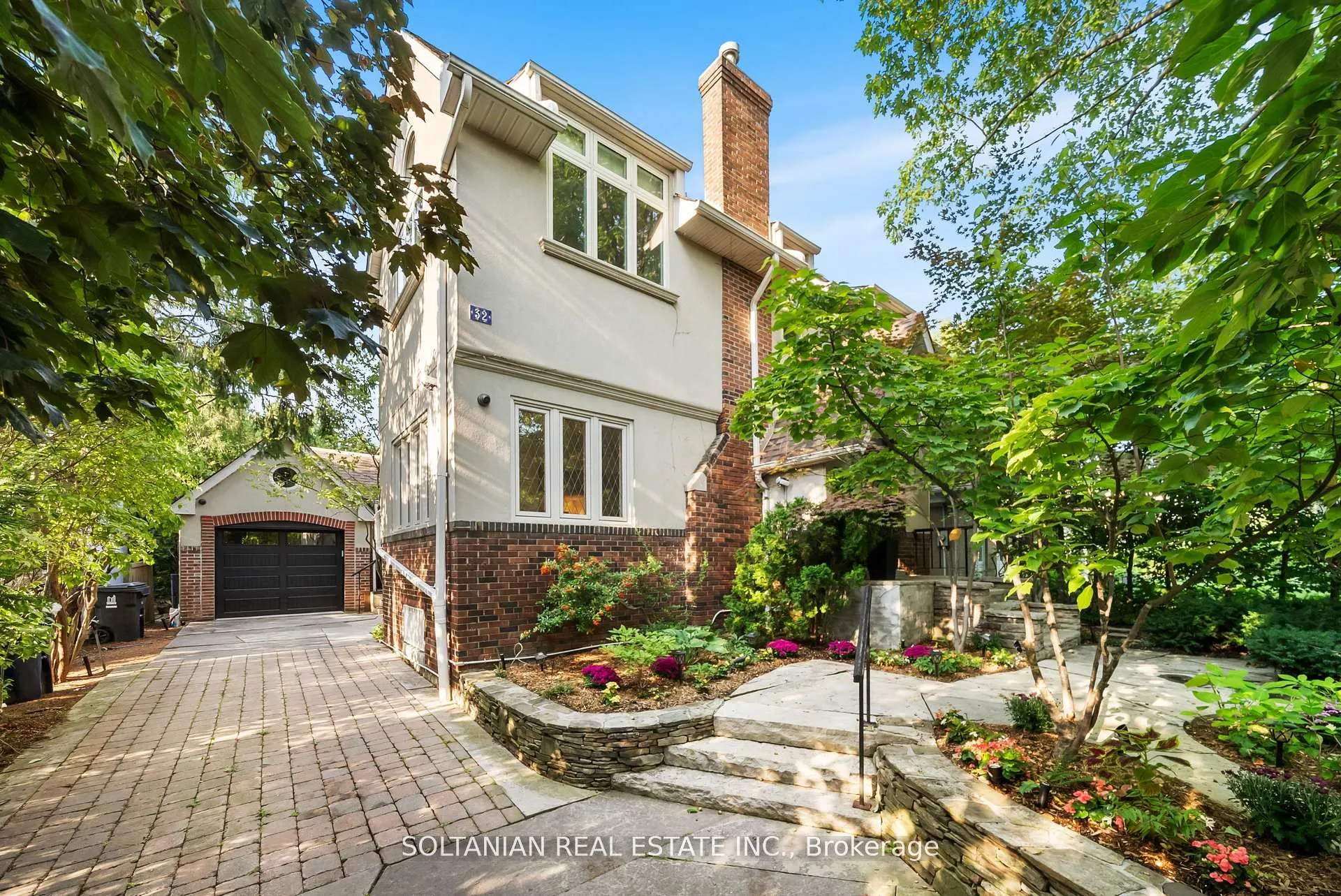 32 Beechwood Avenue