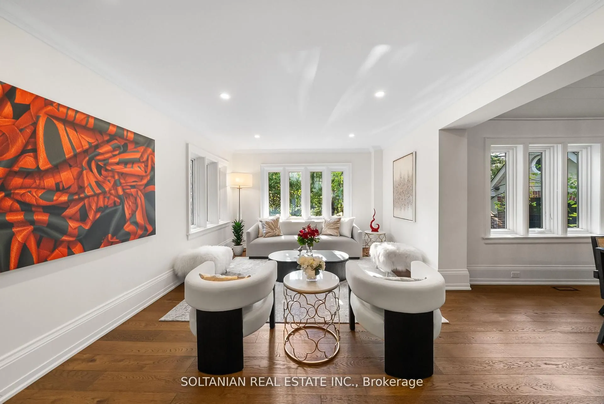 32 Beechwood Avenue
