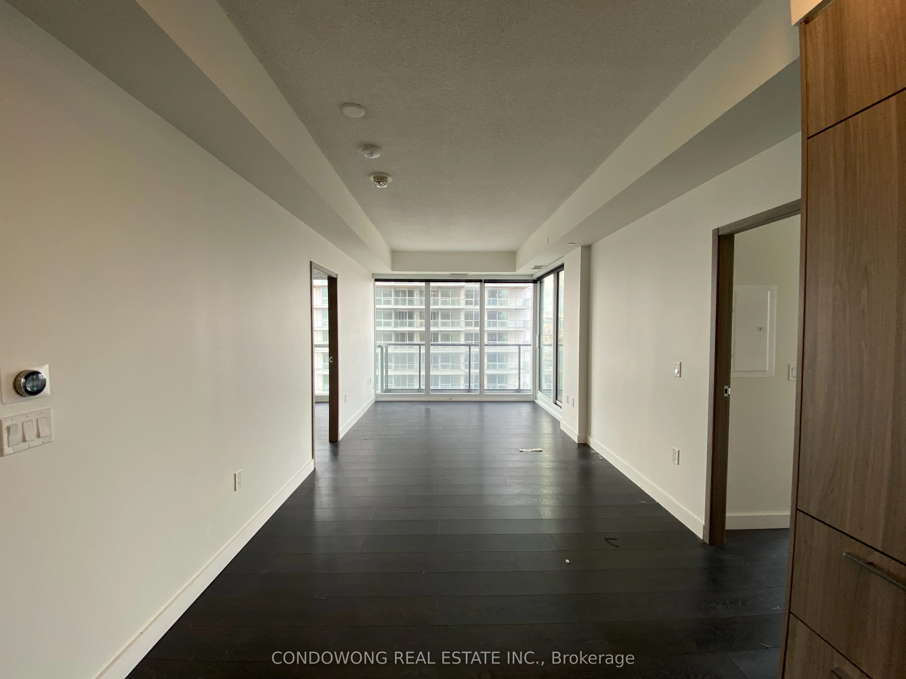 85 Mcmahon Drive, #1809