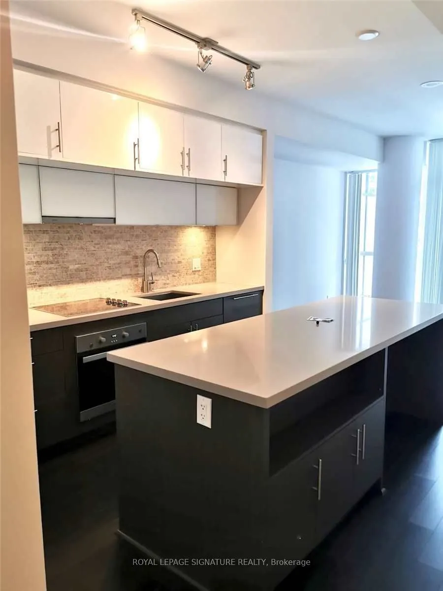 8 Mercer Street, #1603