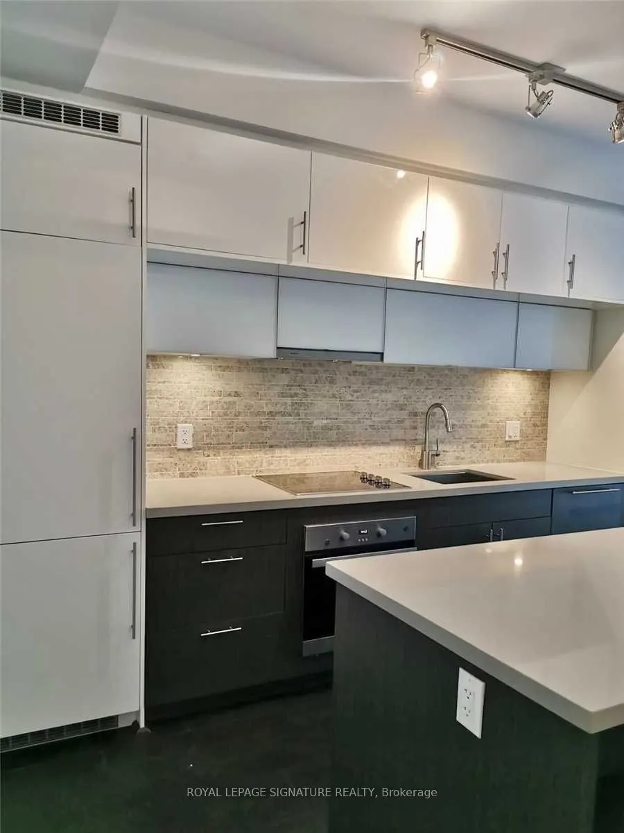 8 Mercer Street, #1603