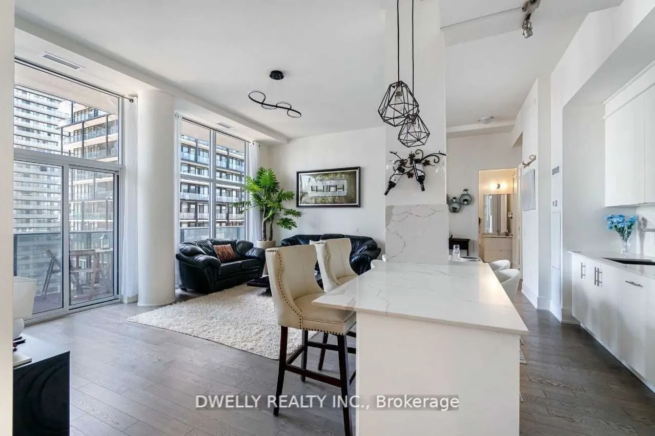 330 Richmond Street W, #2906