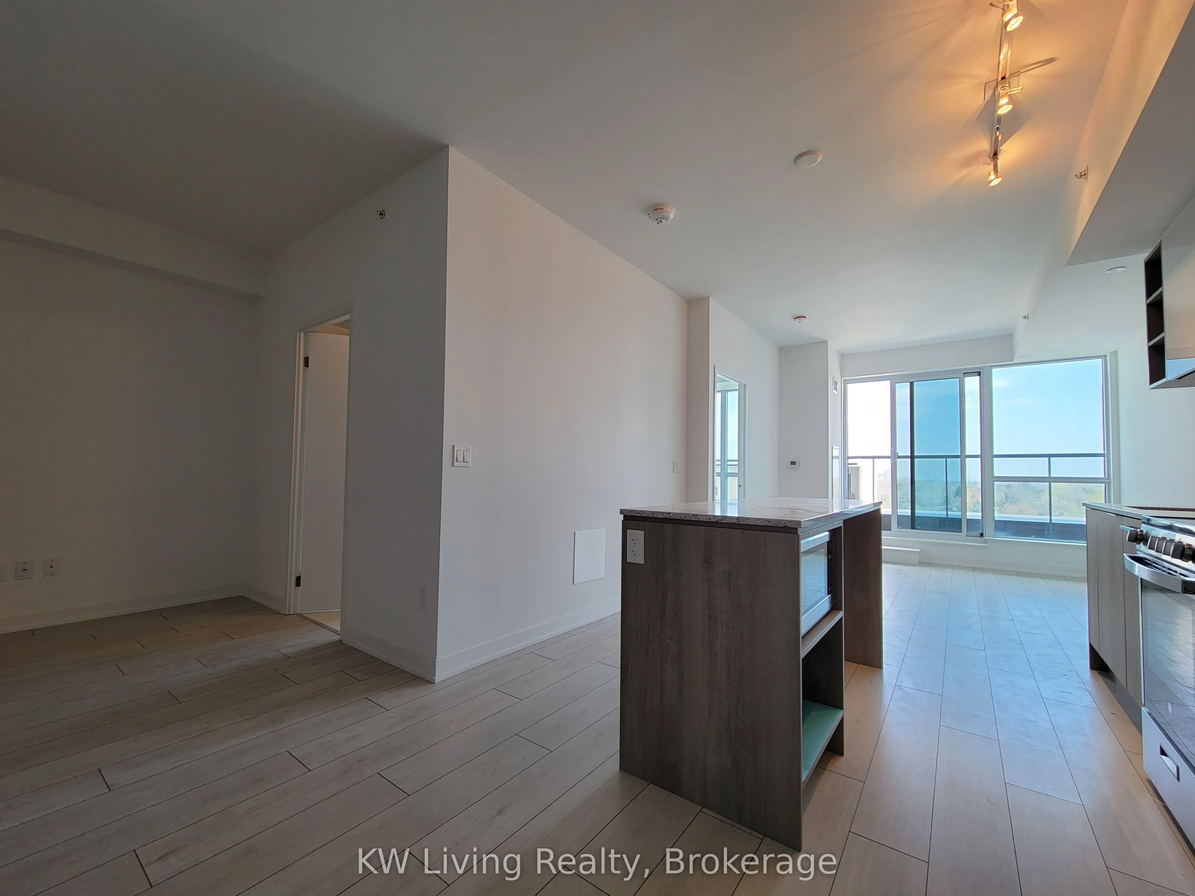 31 Tippett Road, #707