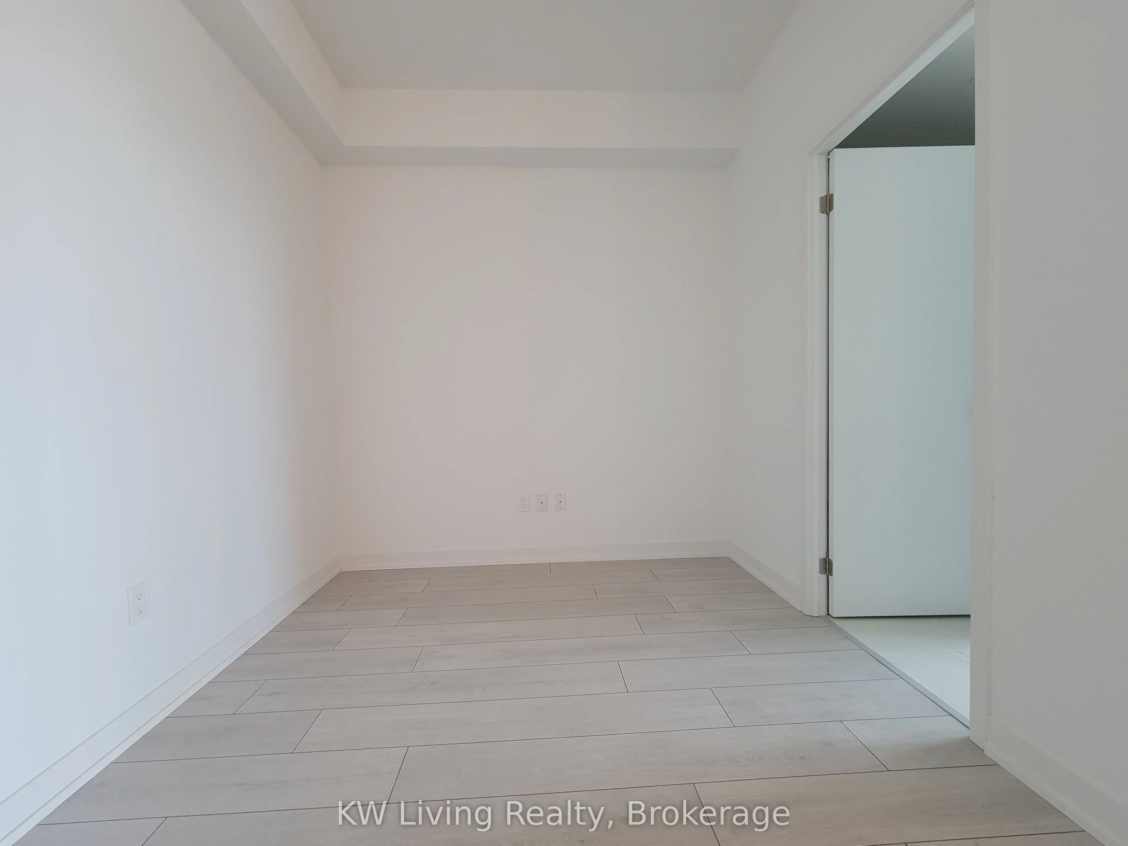 31 Tippett Road, #707