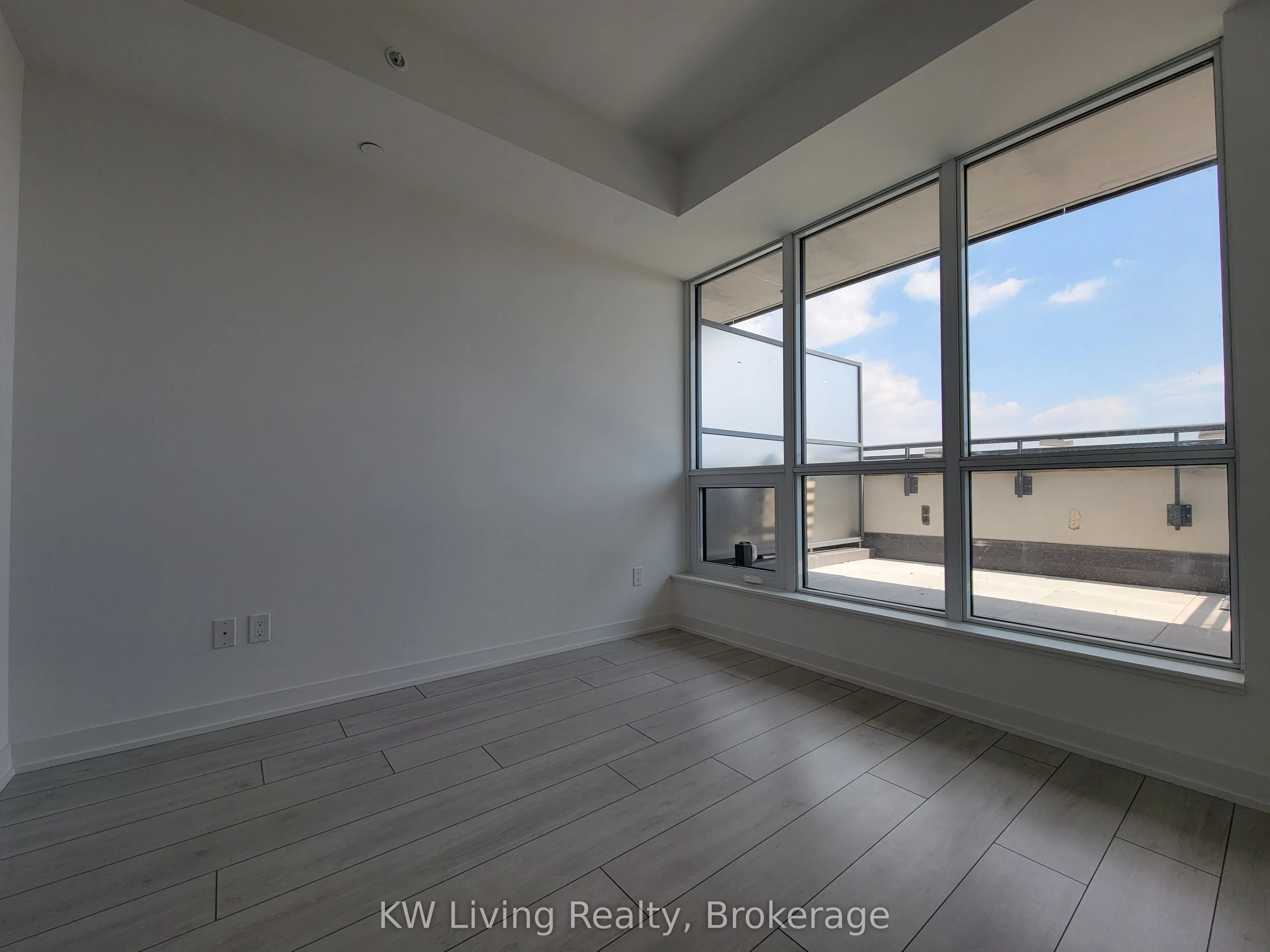 31 Tippett Road, #707
