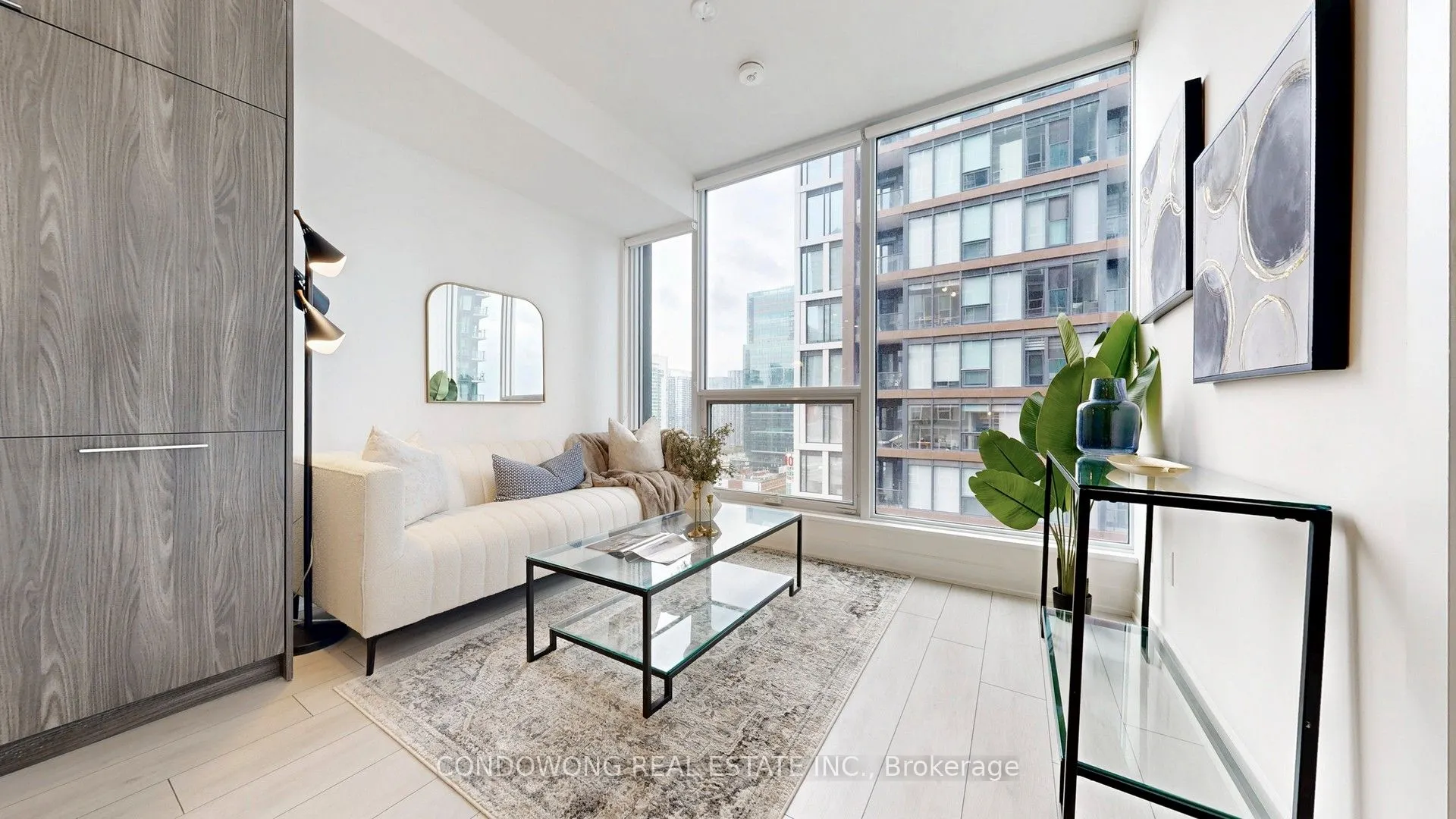35 Mercer Street, #1811