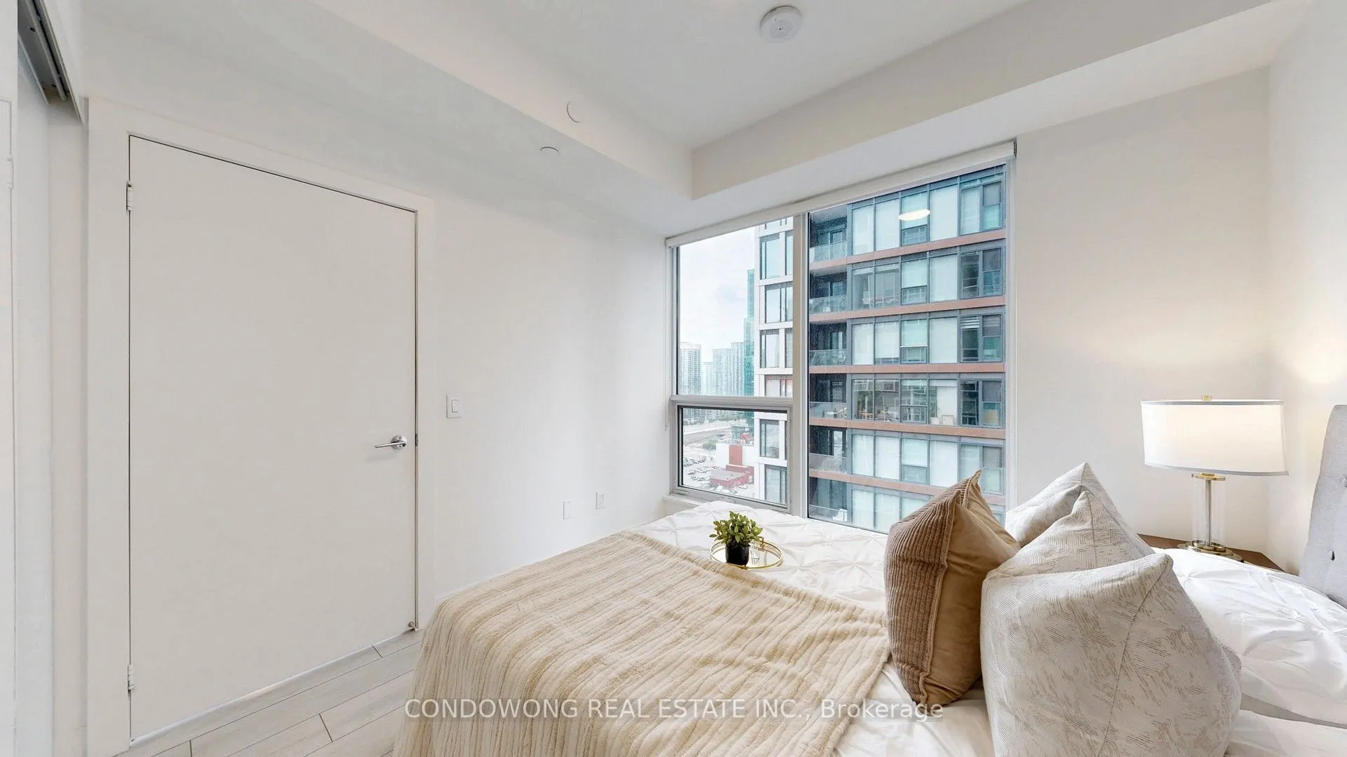 35 Mercer Street, #1811