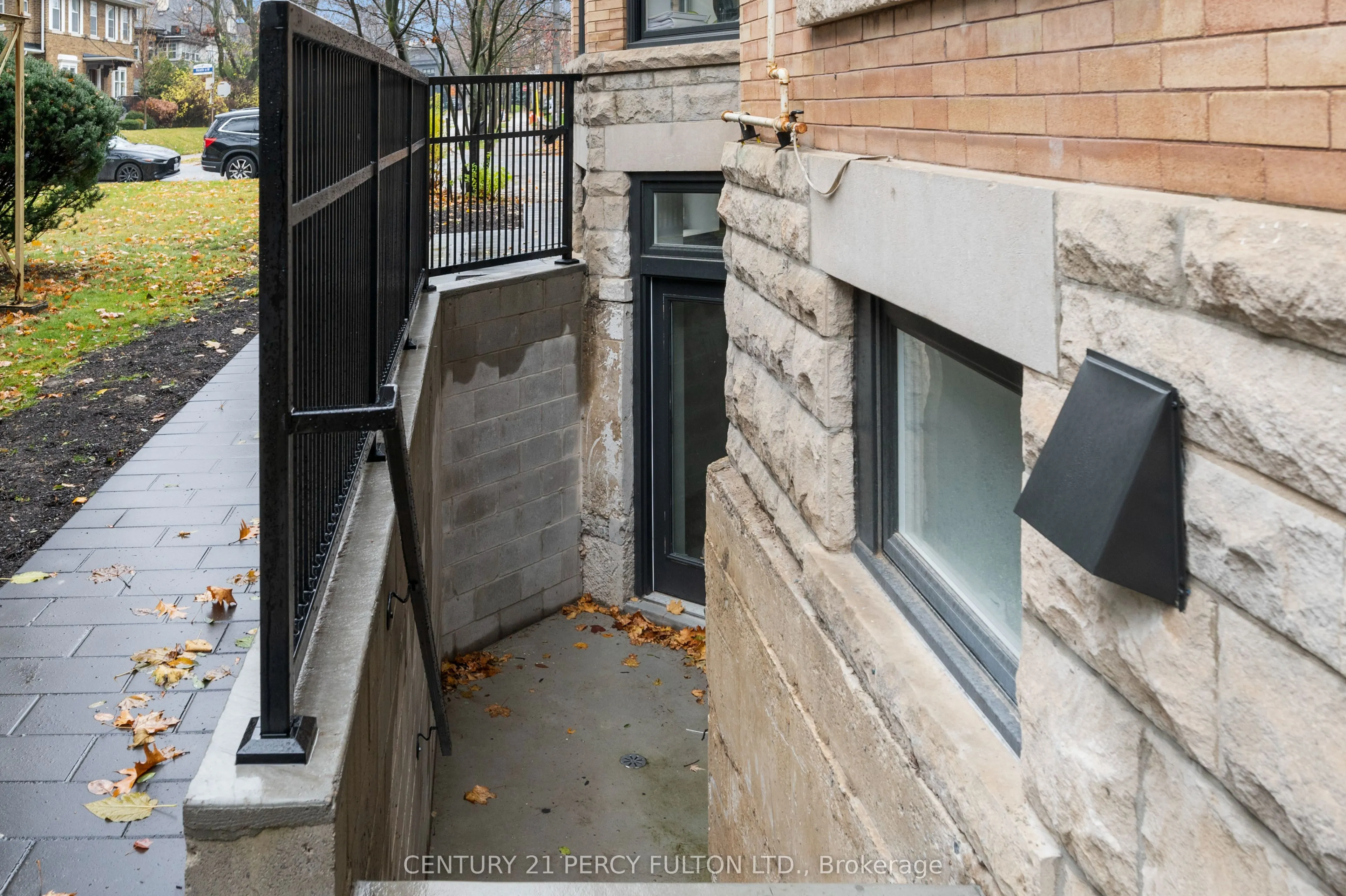 49 Heath Street W, #Bsmt