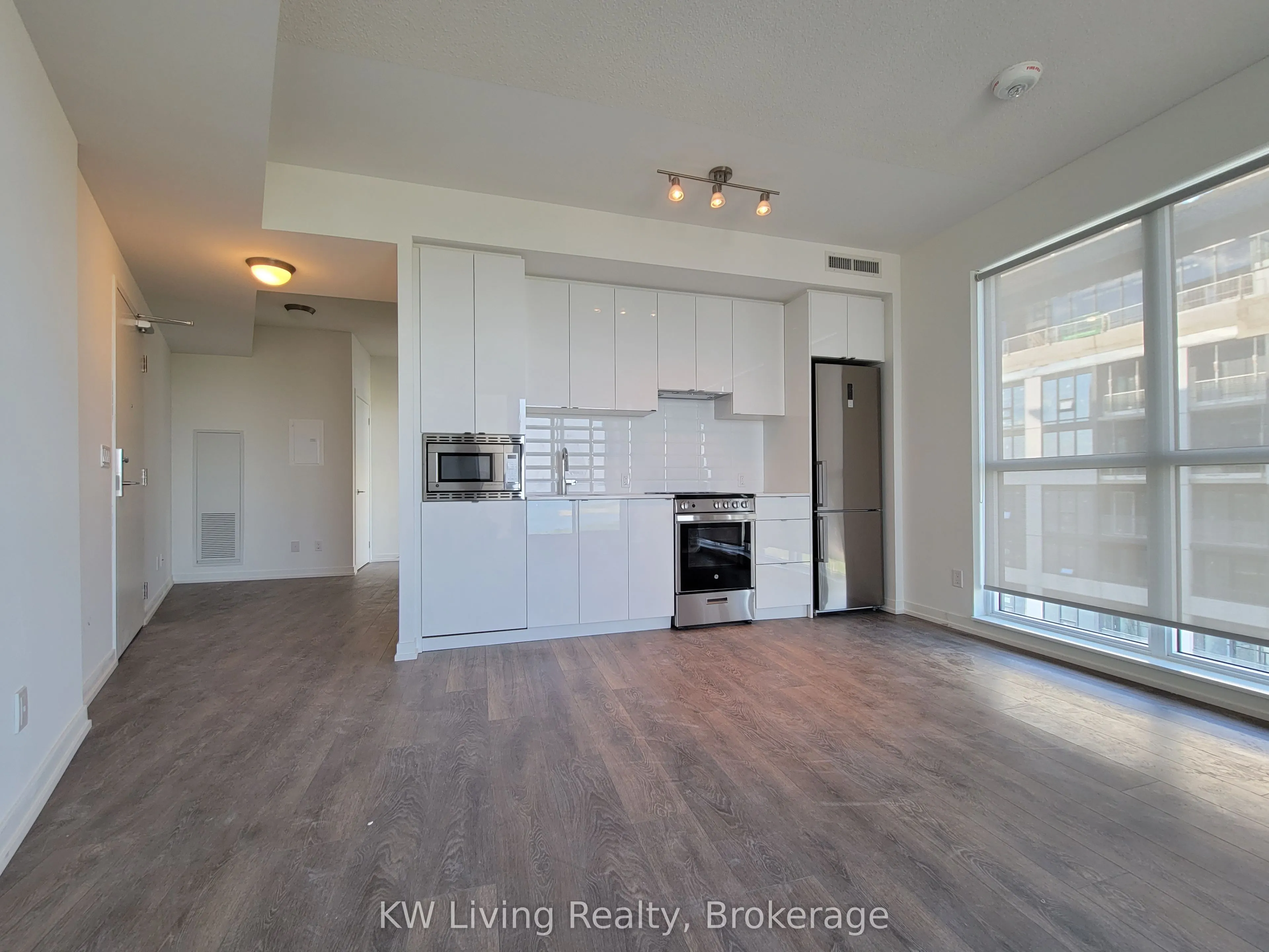 49 East Liberty Street, #2302