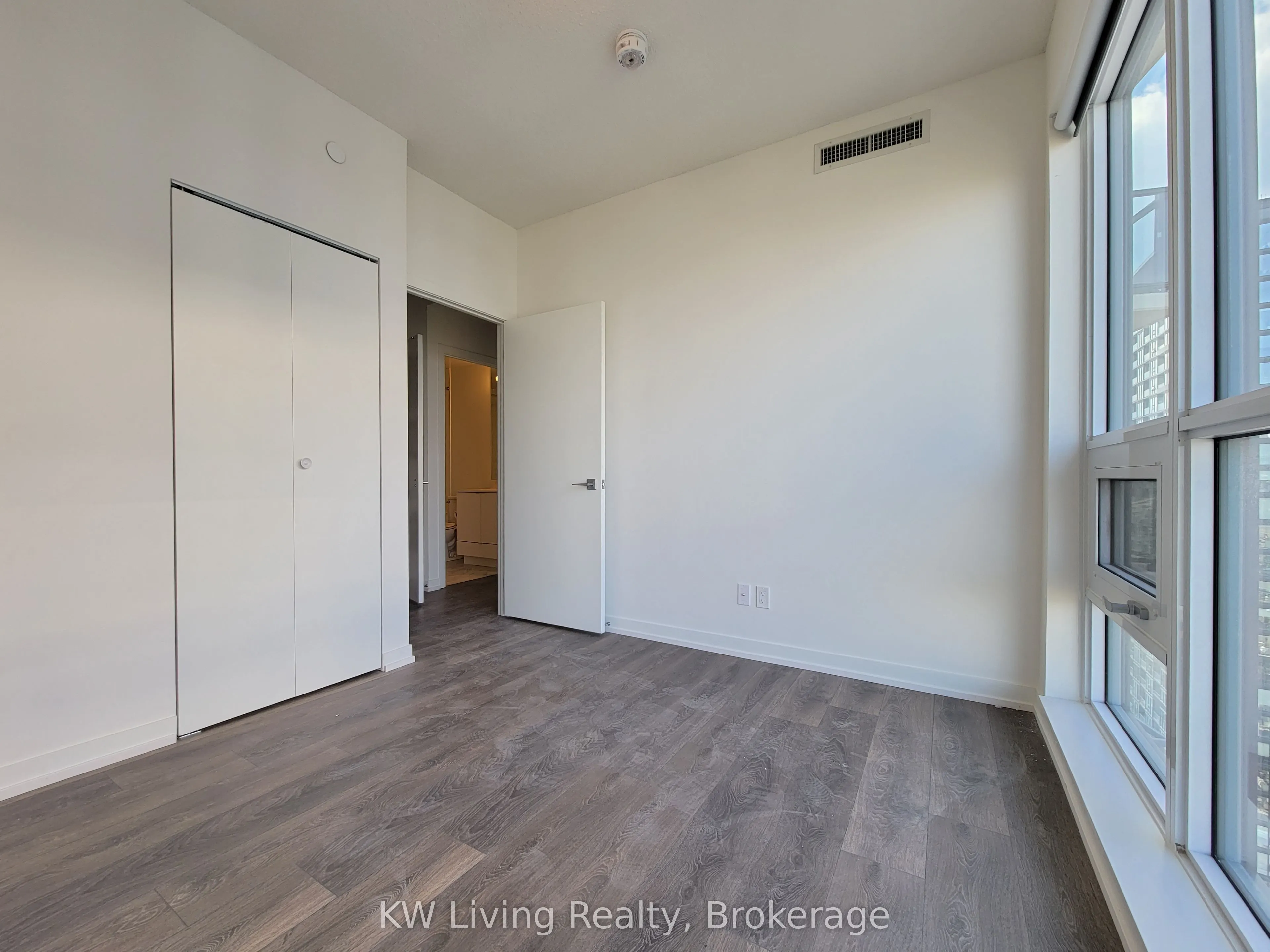 49 East Liberty Street, #2302