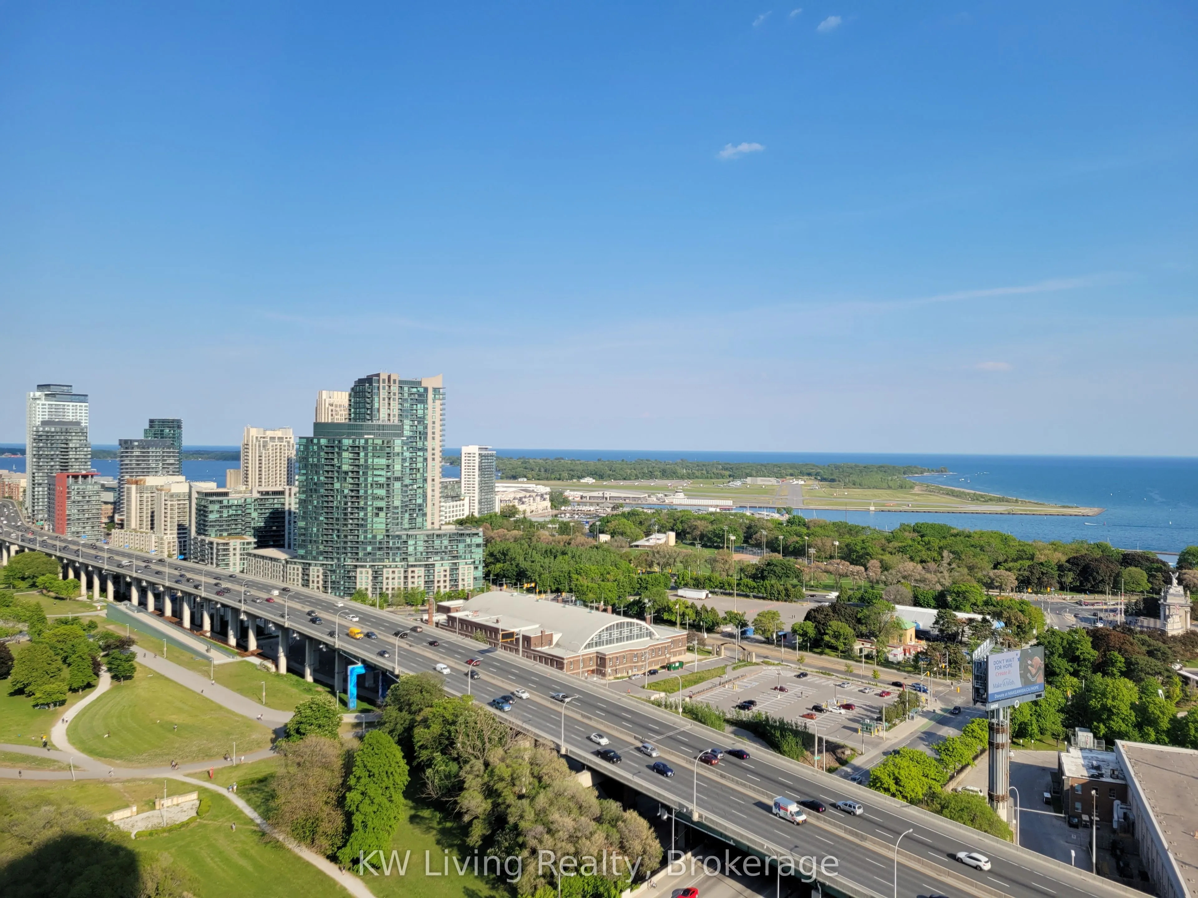 49 East Liberty Street, #2302