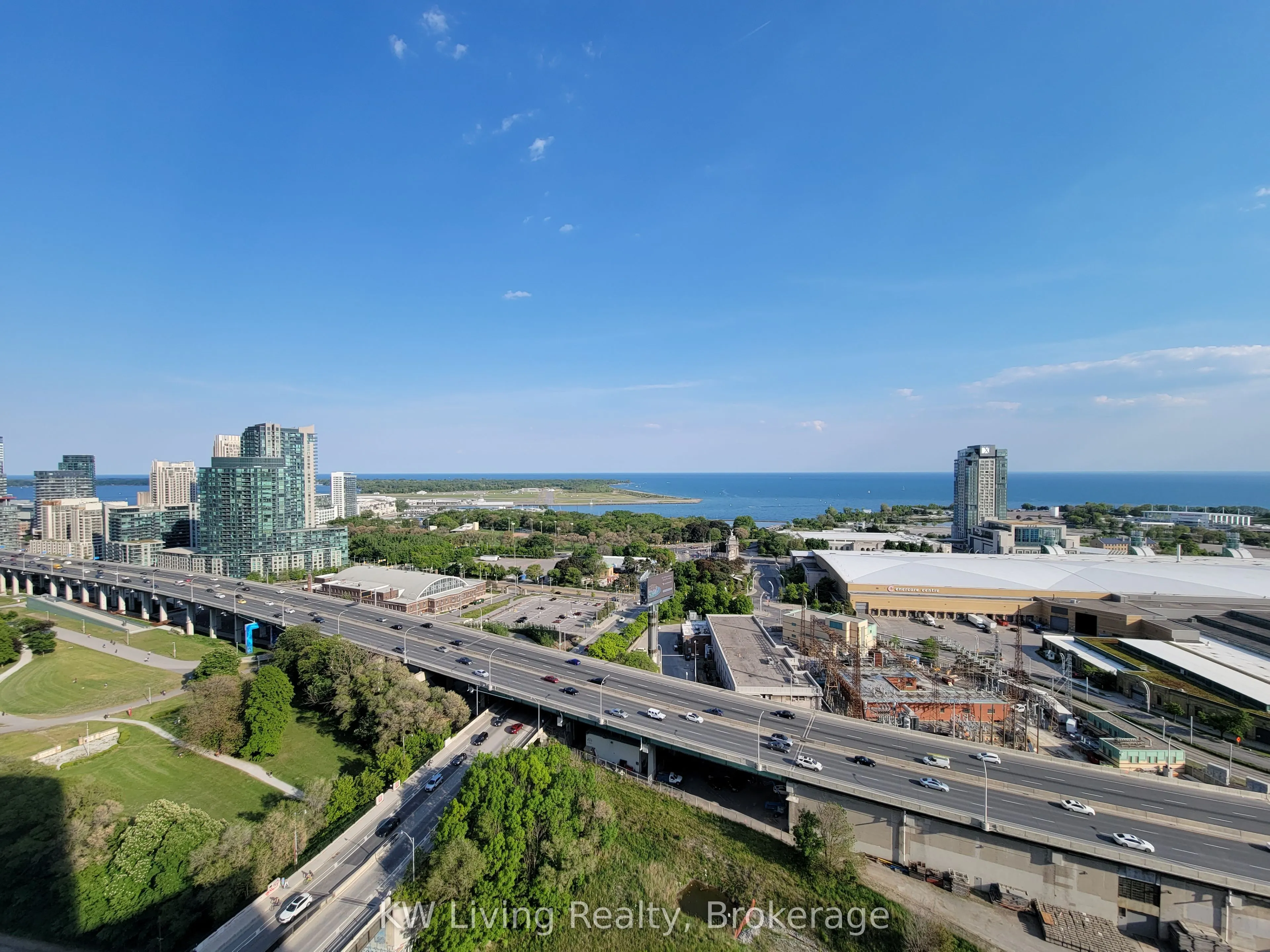 49 East Liberty Street, #2302