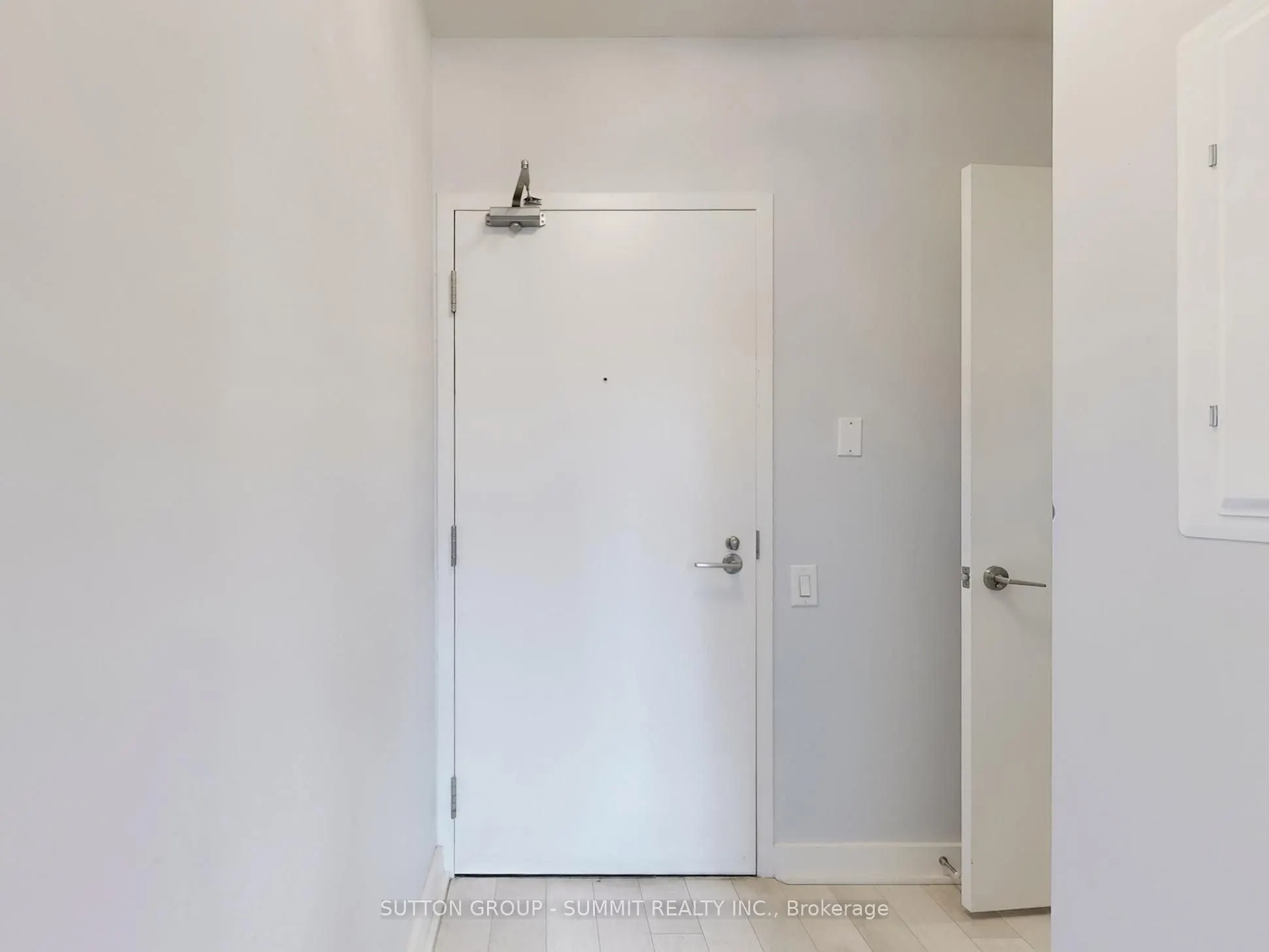5 Hanna Avenue, #750