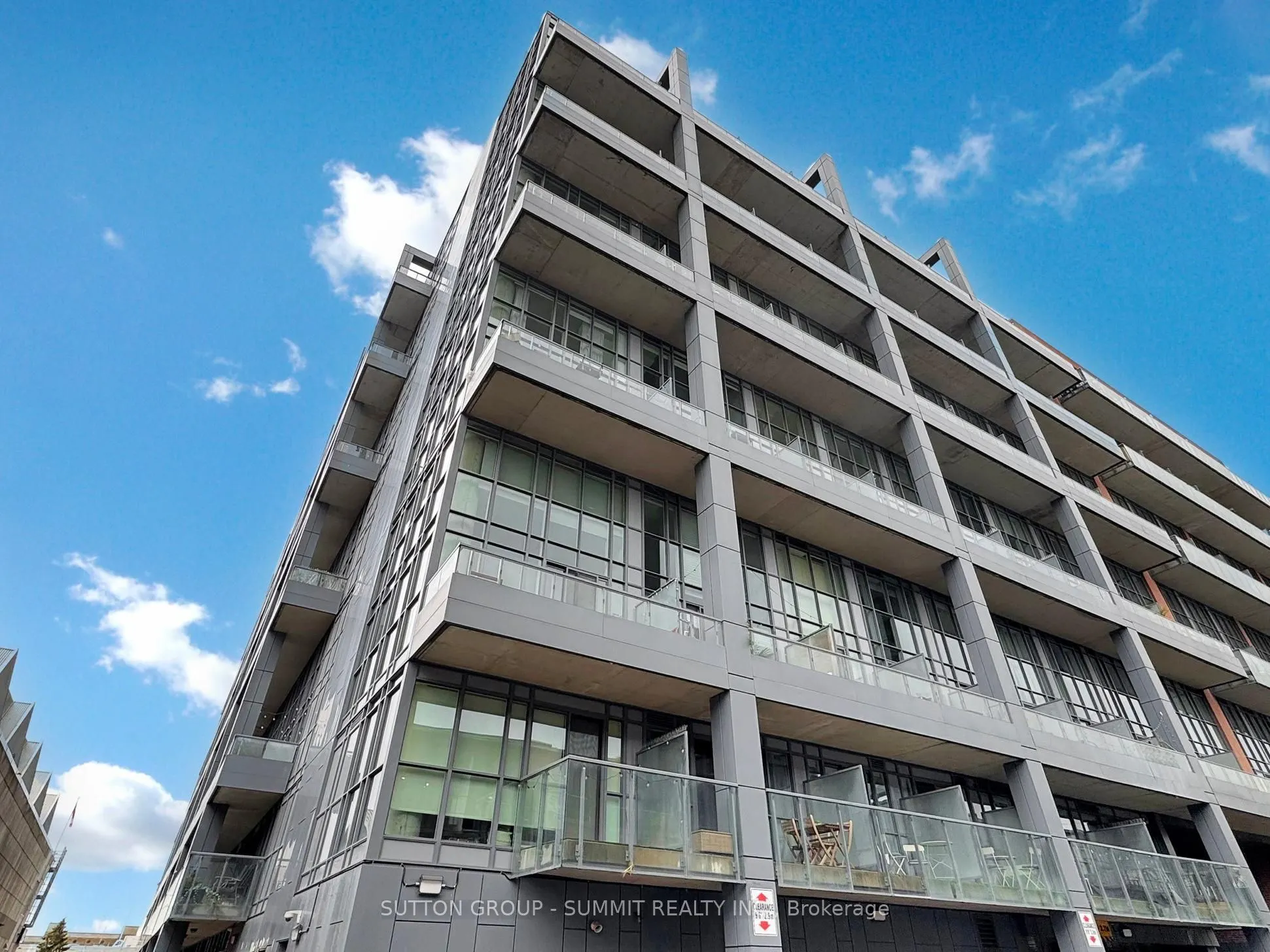 5 Hanna Avenue, #750