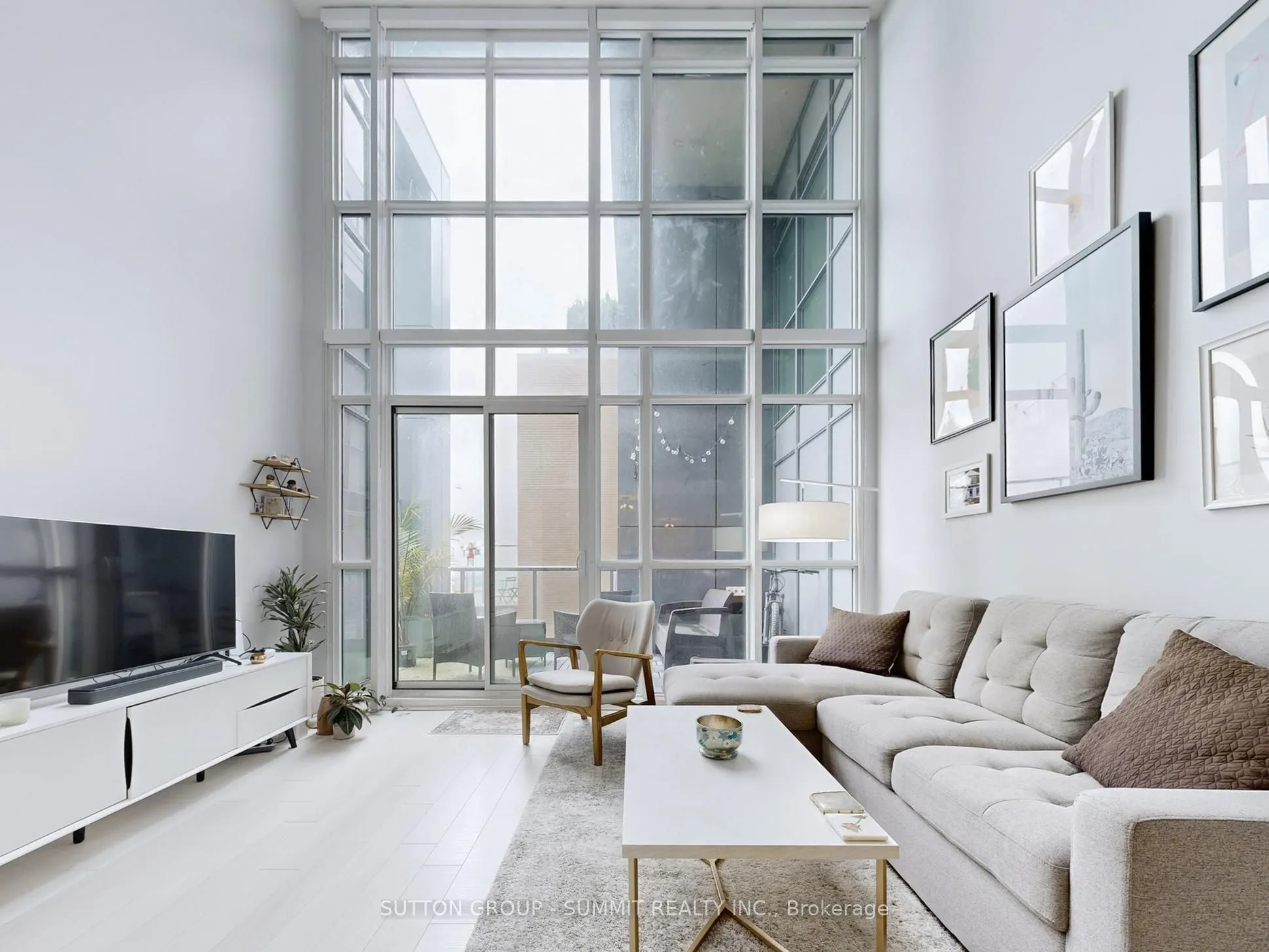 5 Hanna Avenue, #750