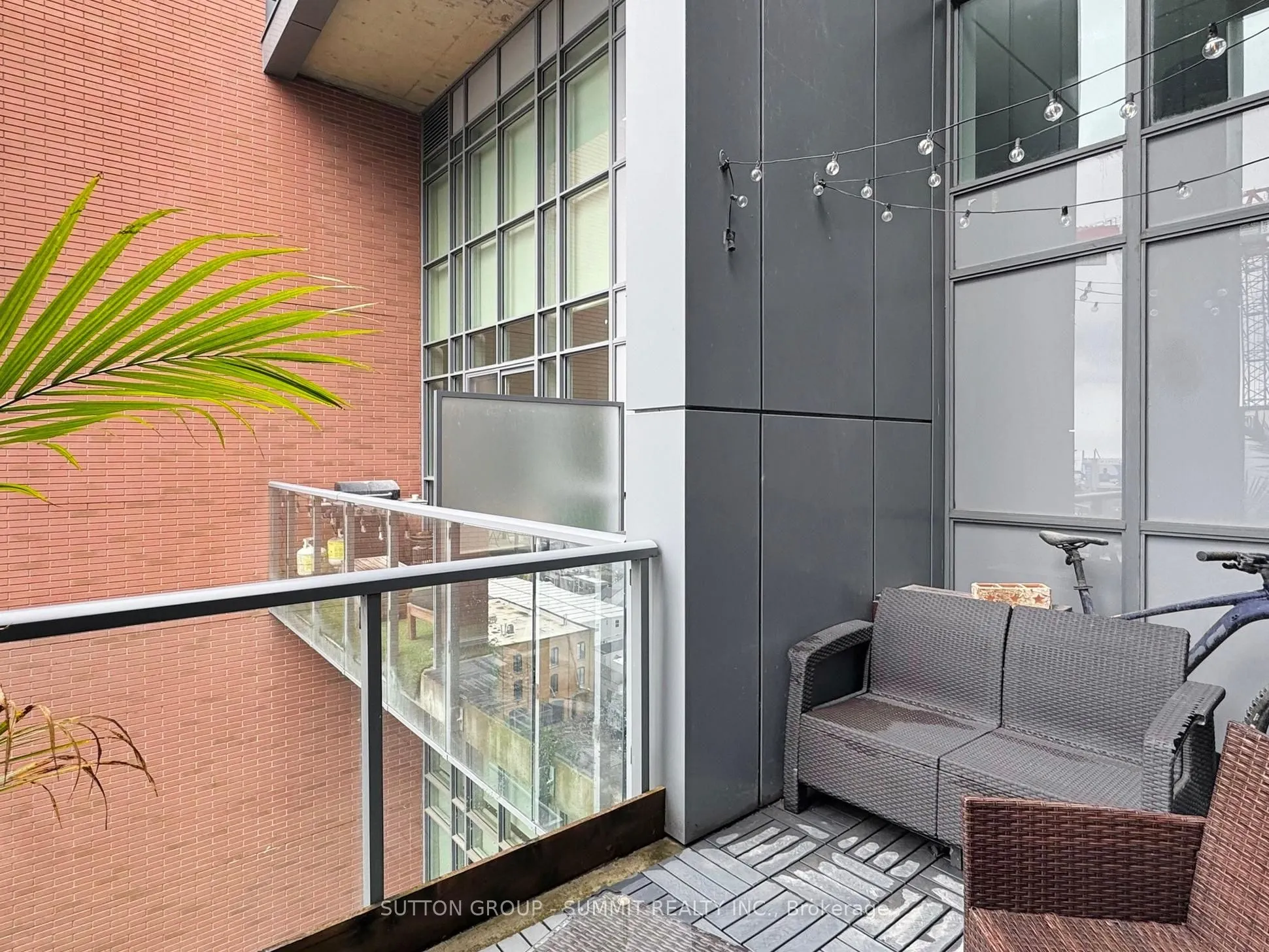 5 Hanna Avenue, #750