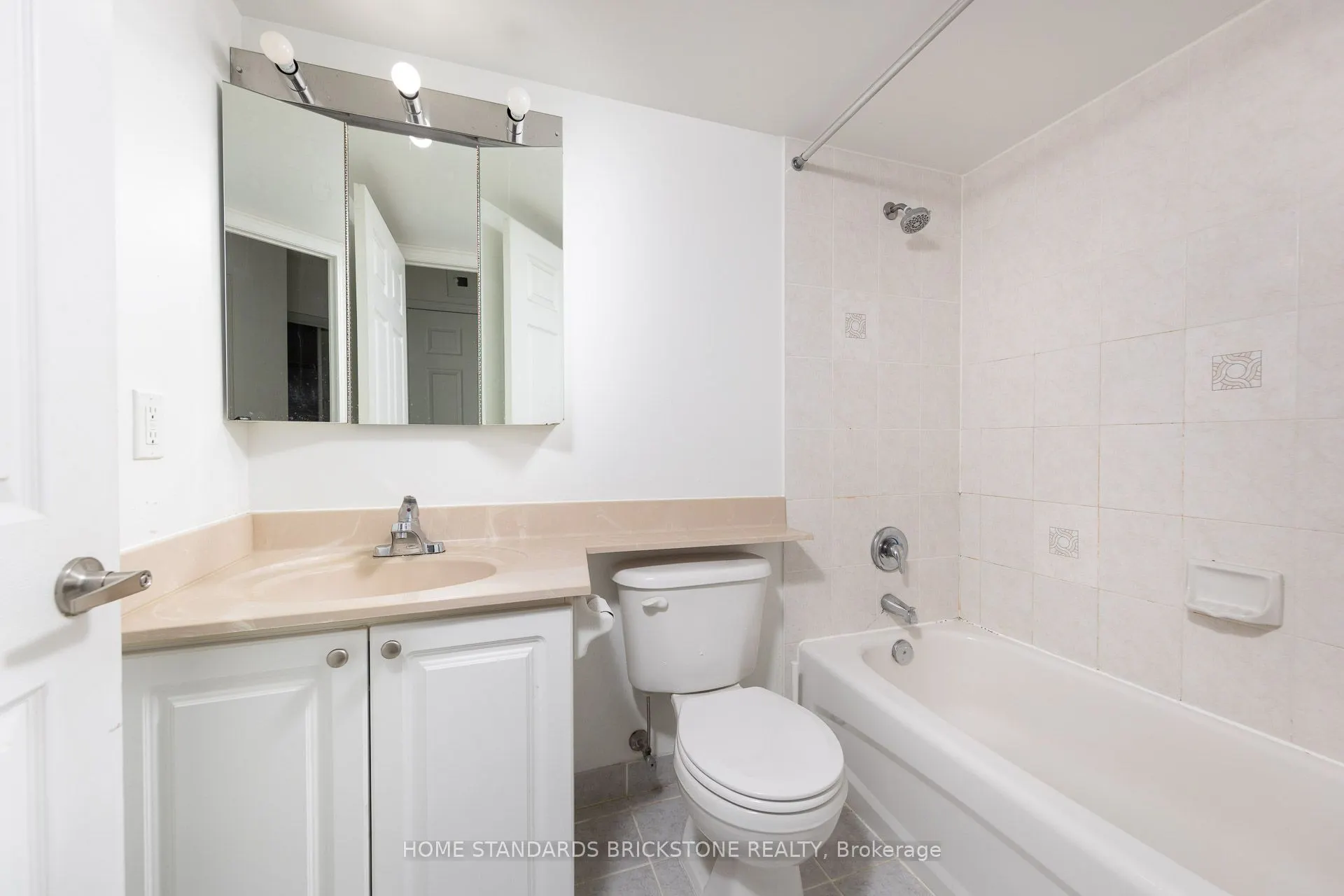 20 Olive Avenue, #Ph9